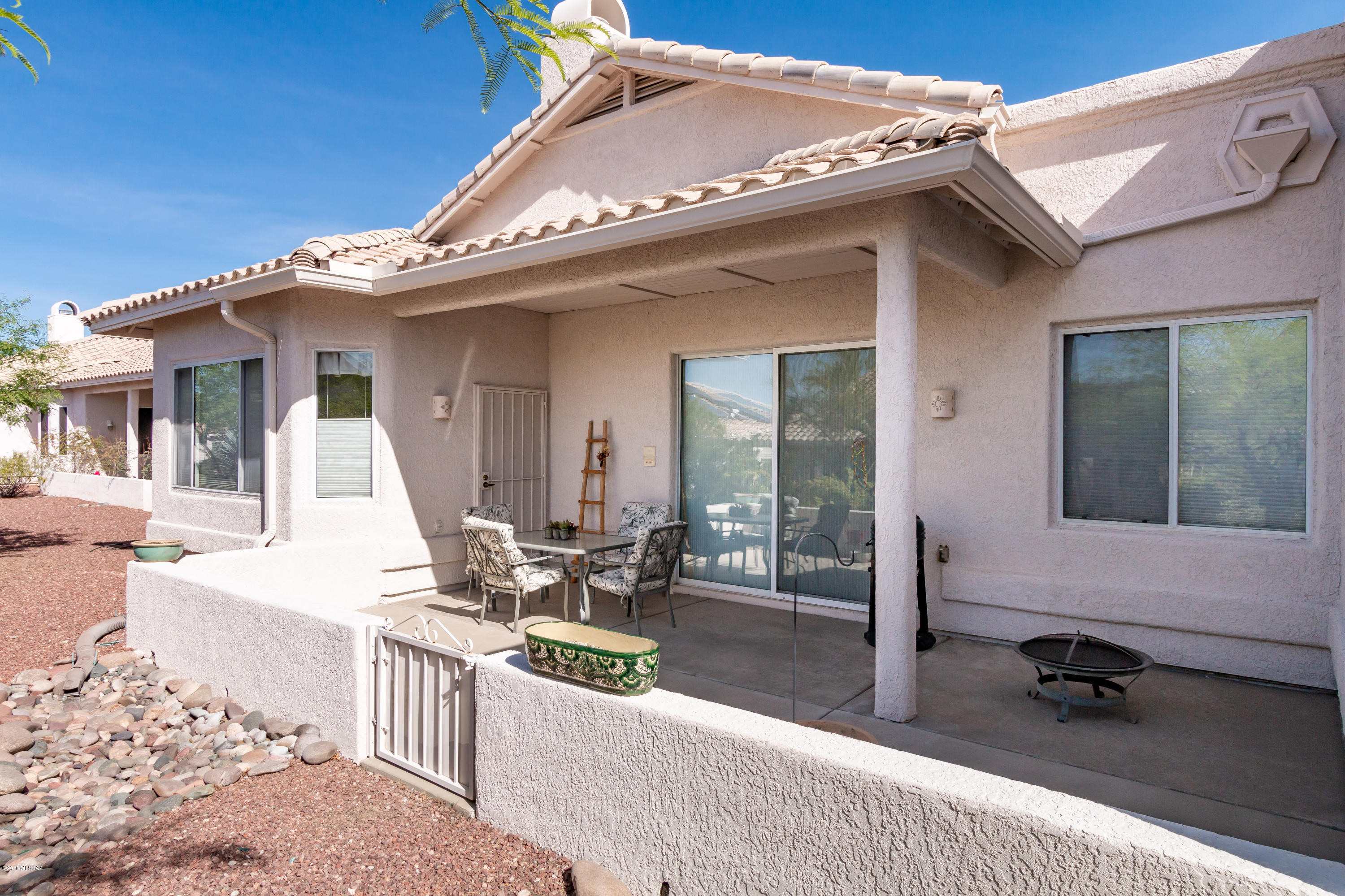 1425 W Carmel Pointe Drive