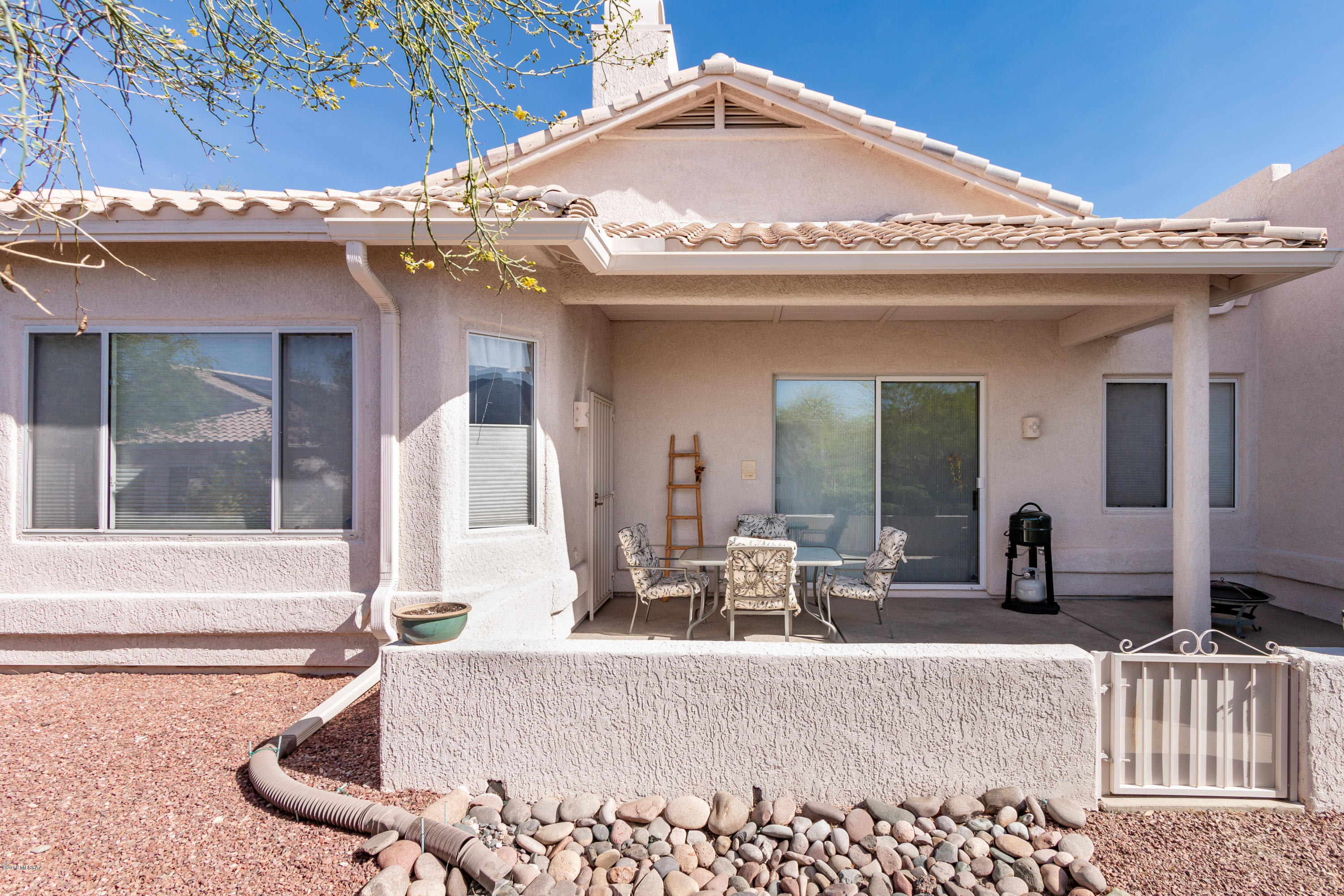 1425 W Carmel Pointe Drive