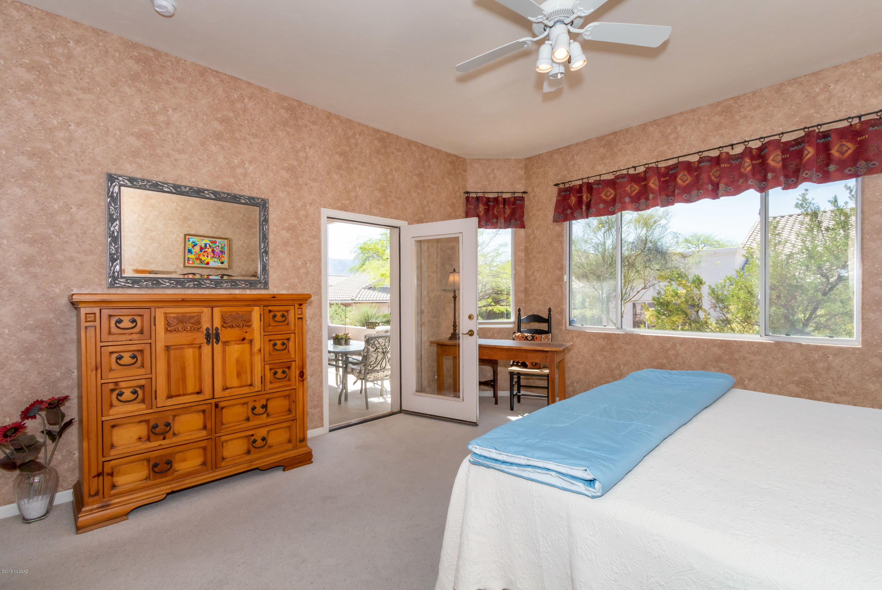 1425 W Carmel Pointe Drive