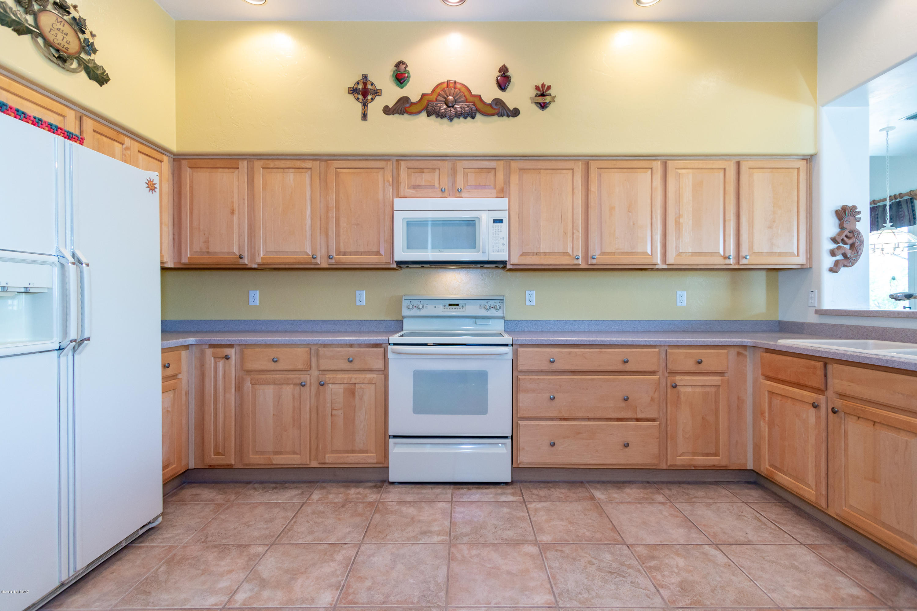 1425 W Carmel Pointe Drive