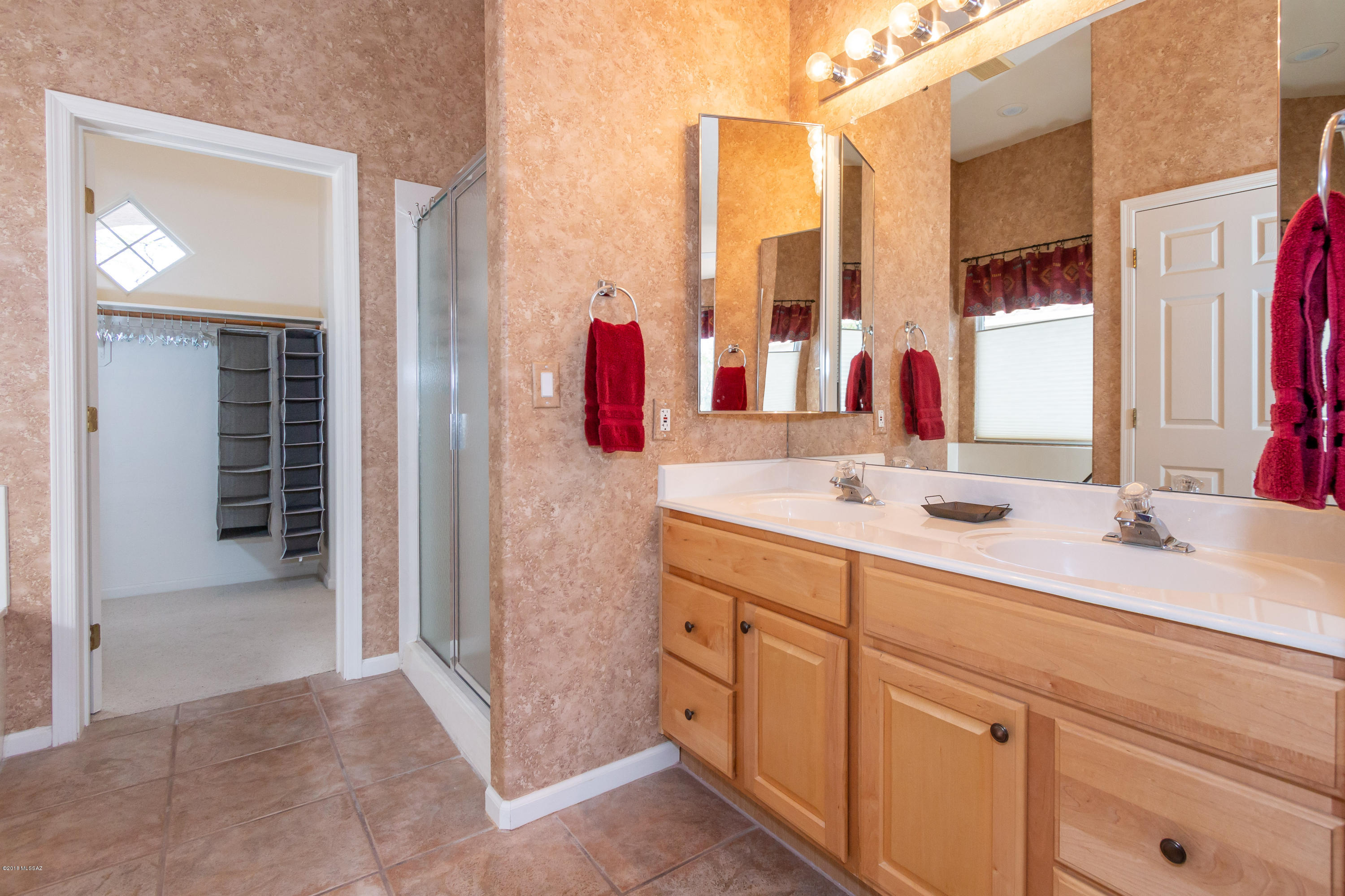 1425 W Carmel Pointe Drive