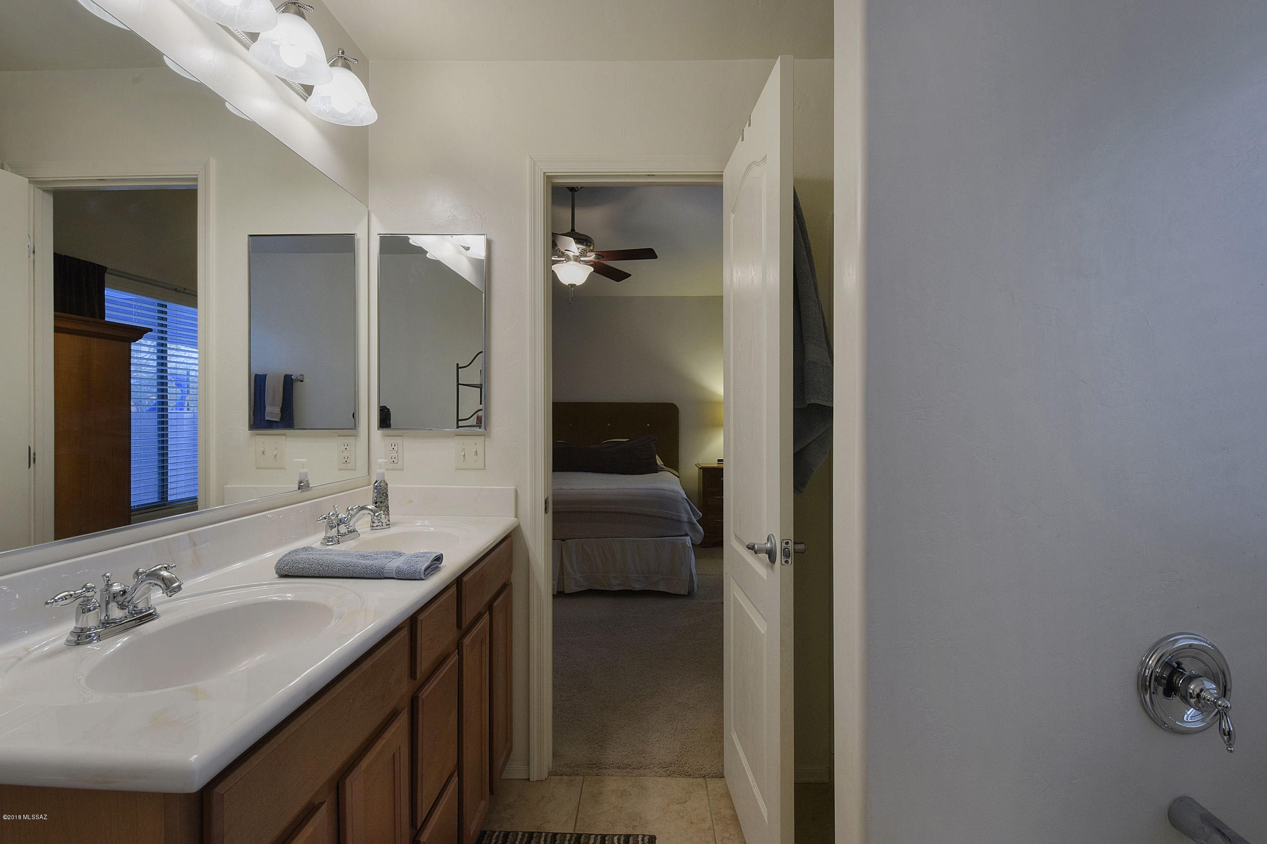 14200 N Chaco Journey Avenue