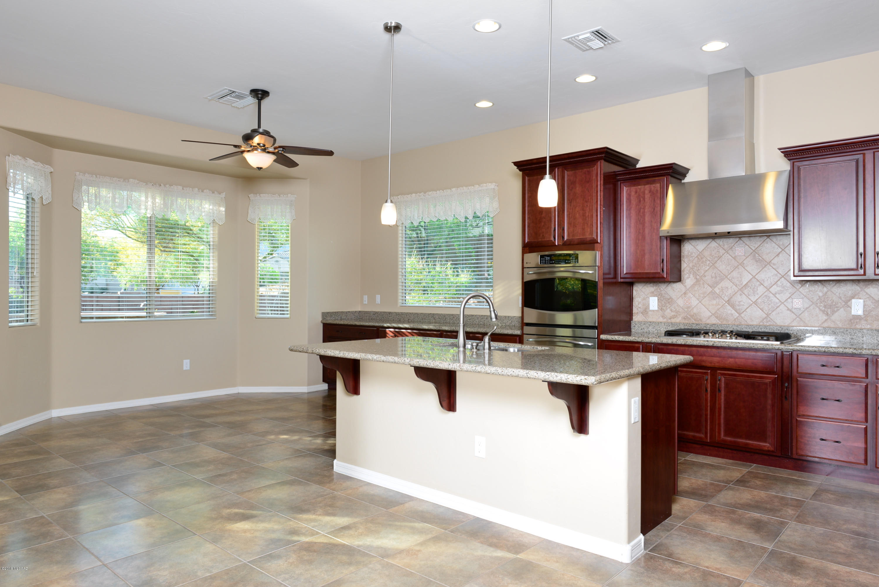 12537 N Paseo Penuela