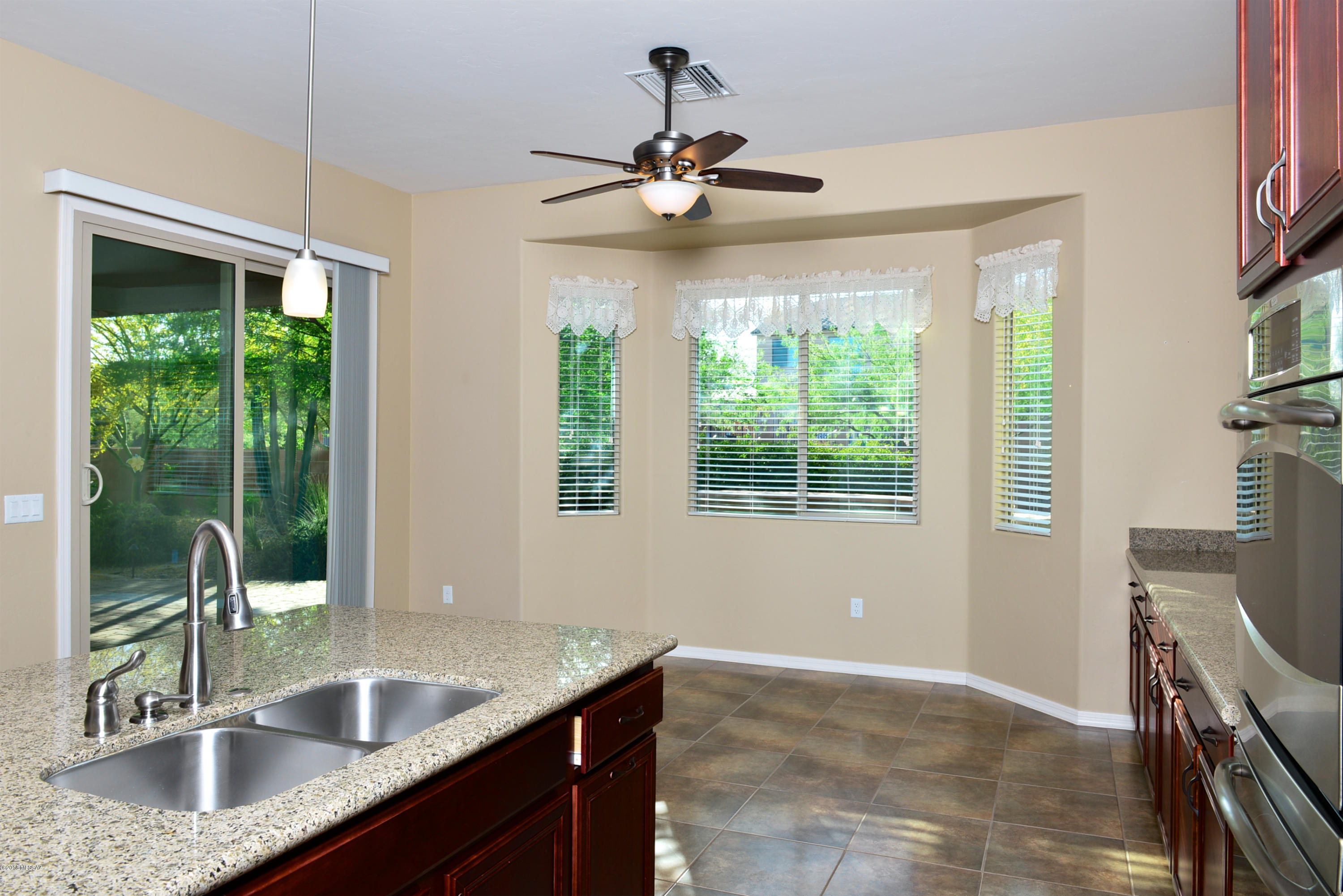 12537 N Paseo Penuela