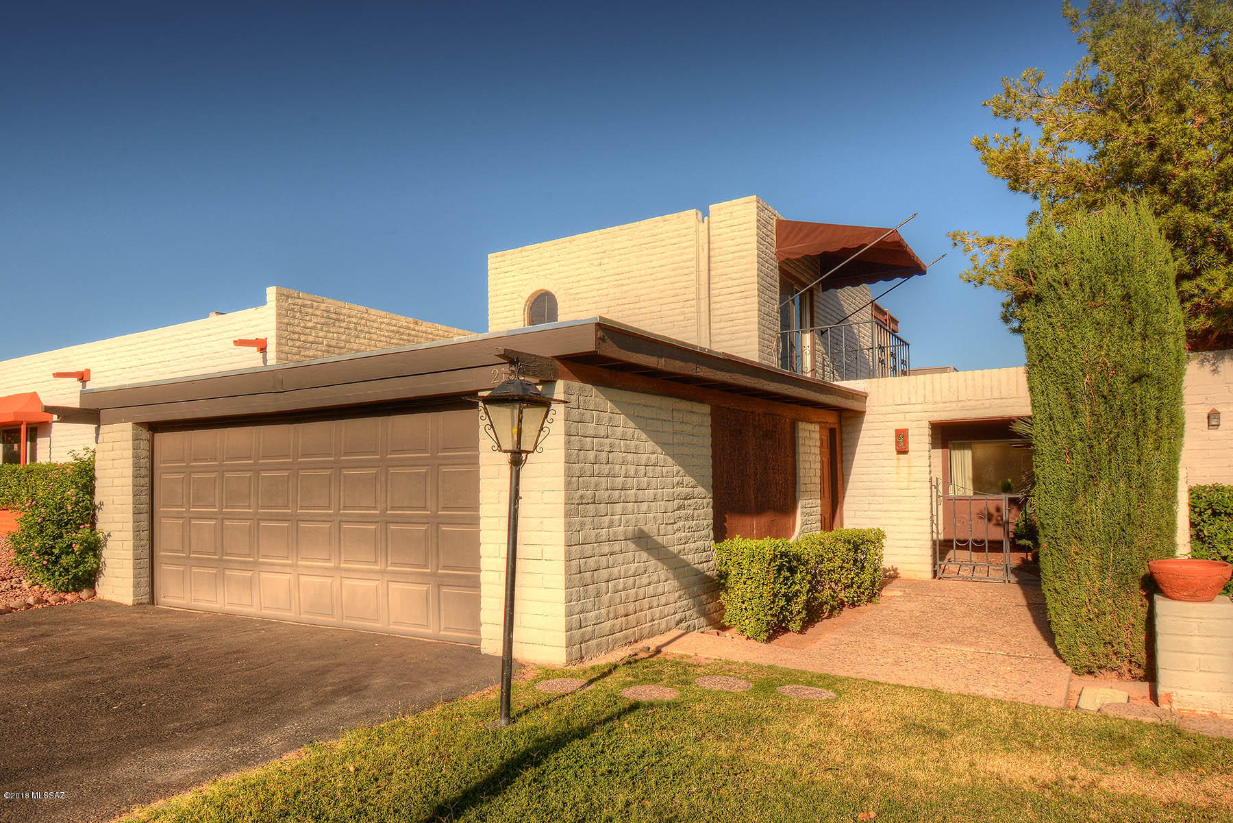 2121 N Calle De Vida