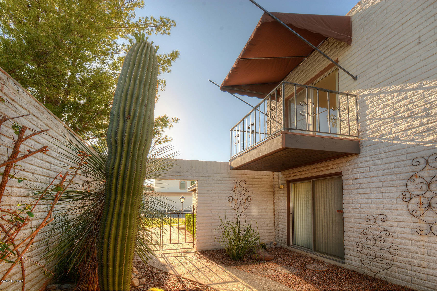 2121 N Calle De Vida