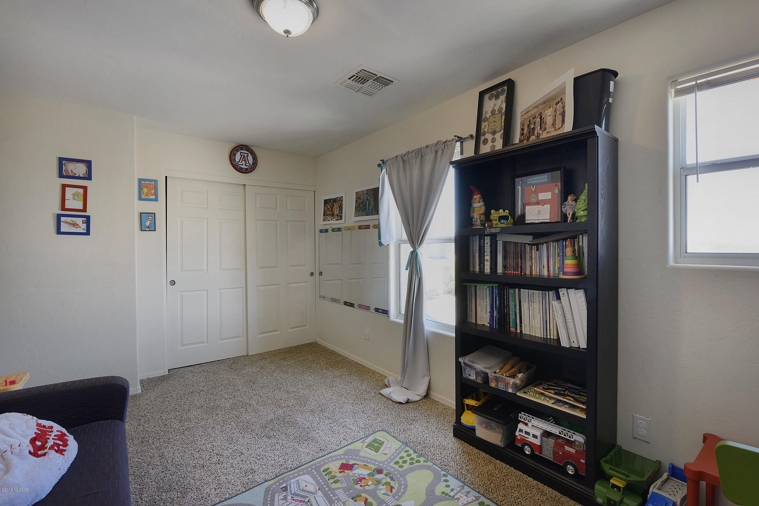 6249 E Stonechat Drive