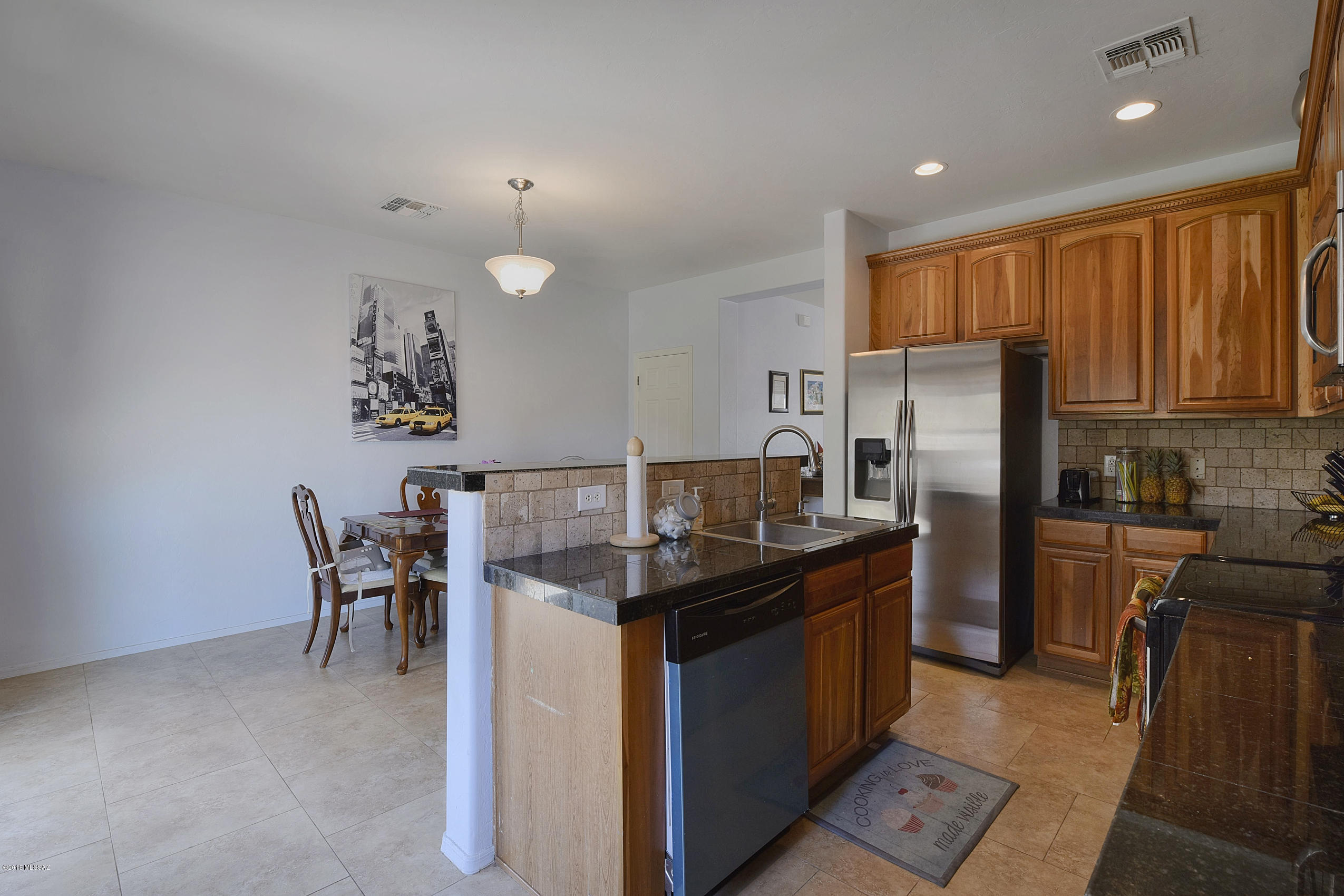 6249 E Stonechat Drive