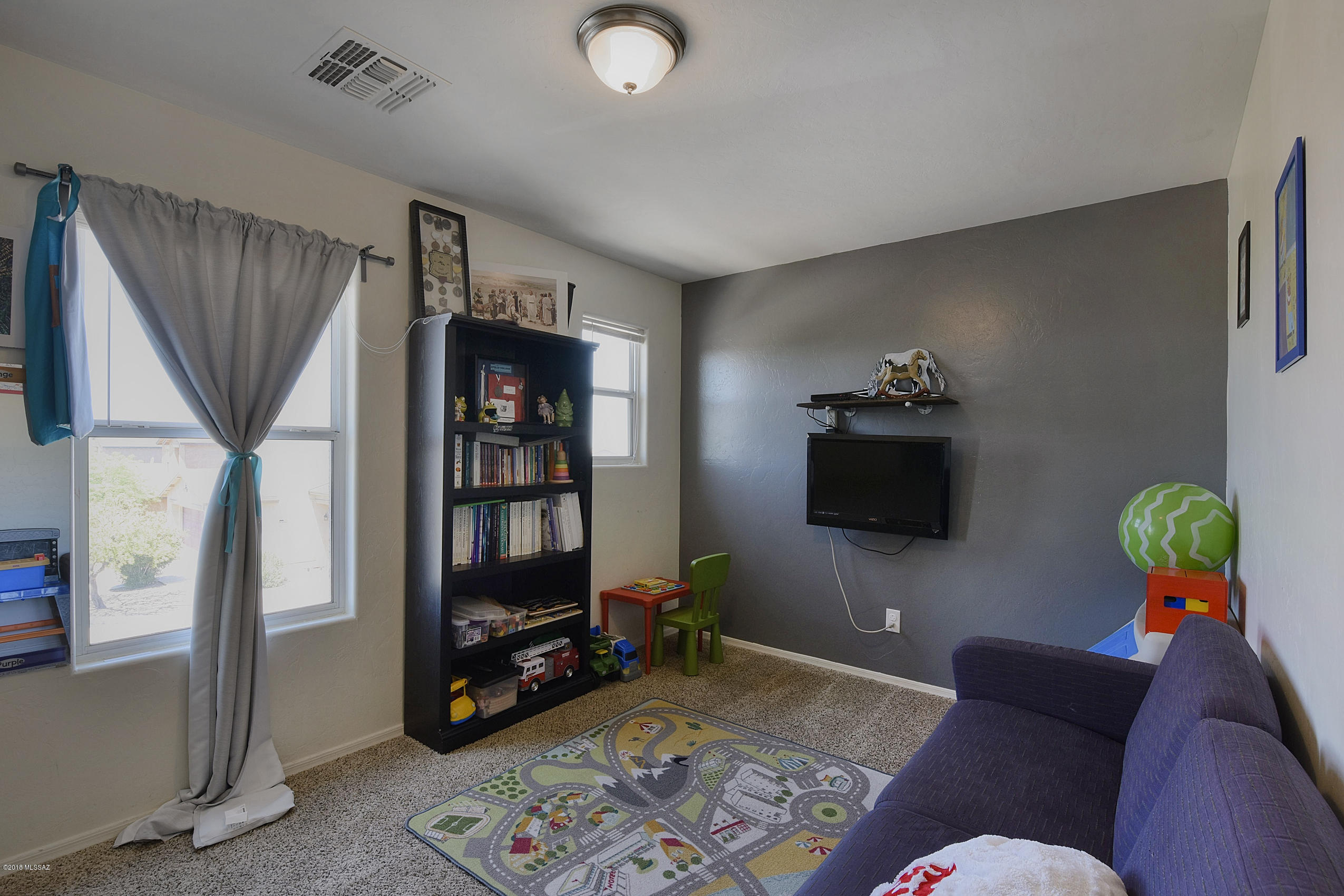 6249 E Stonechat Drive