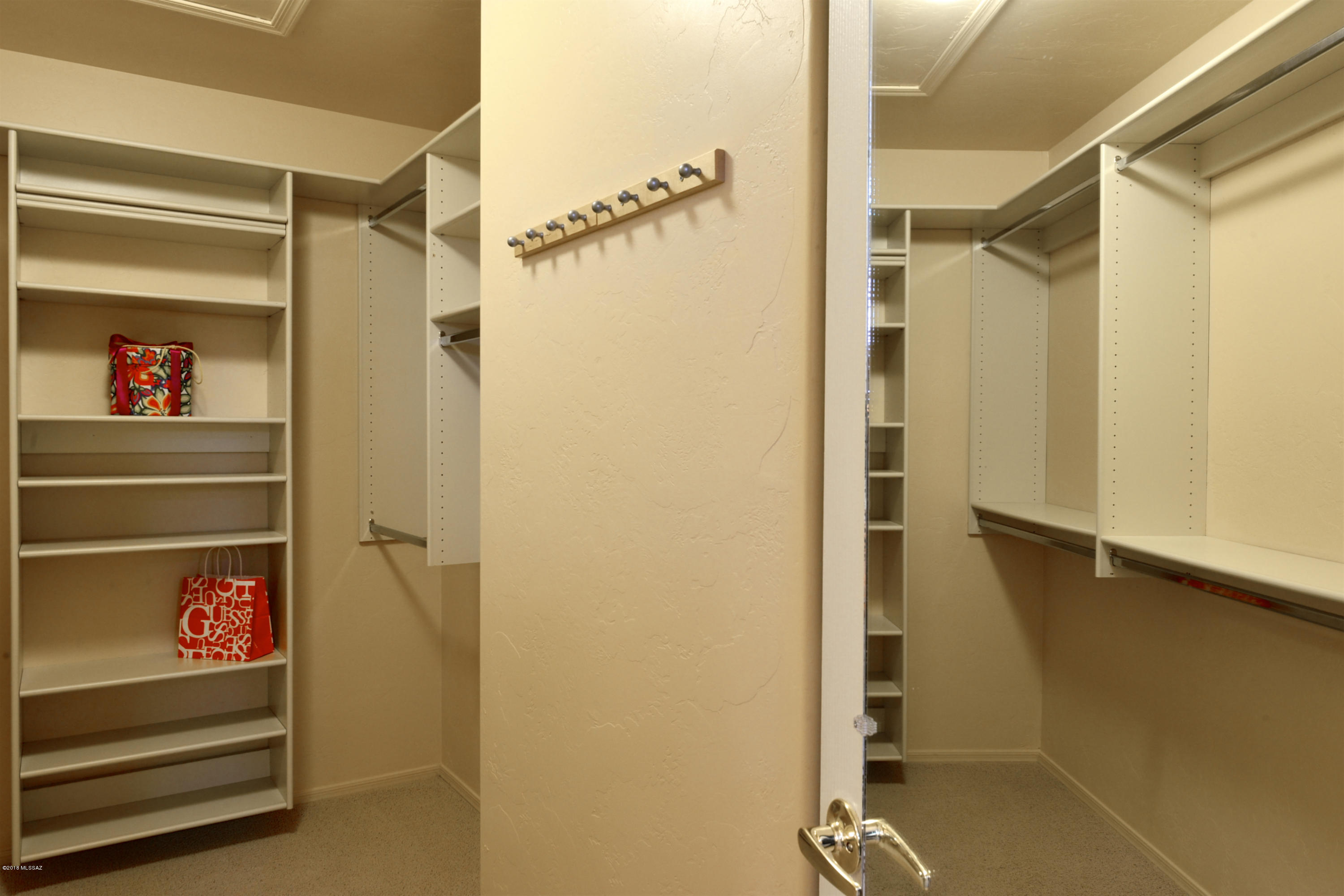 5116 N Fairway Spring Drive