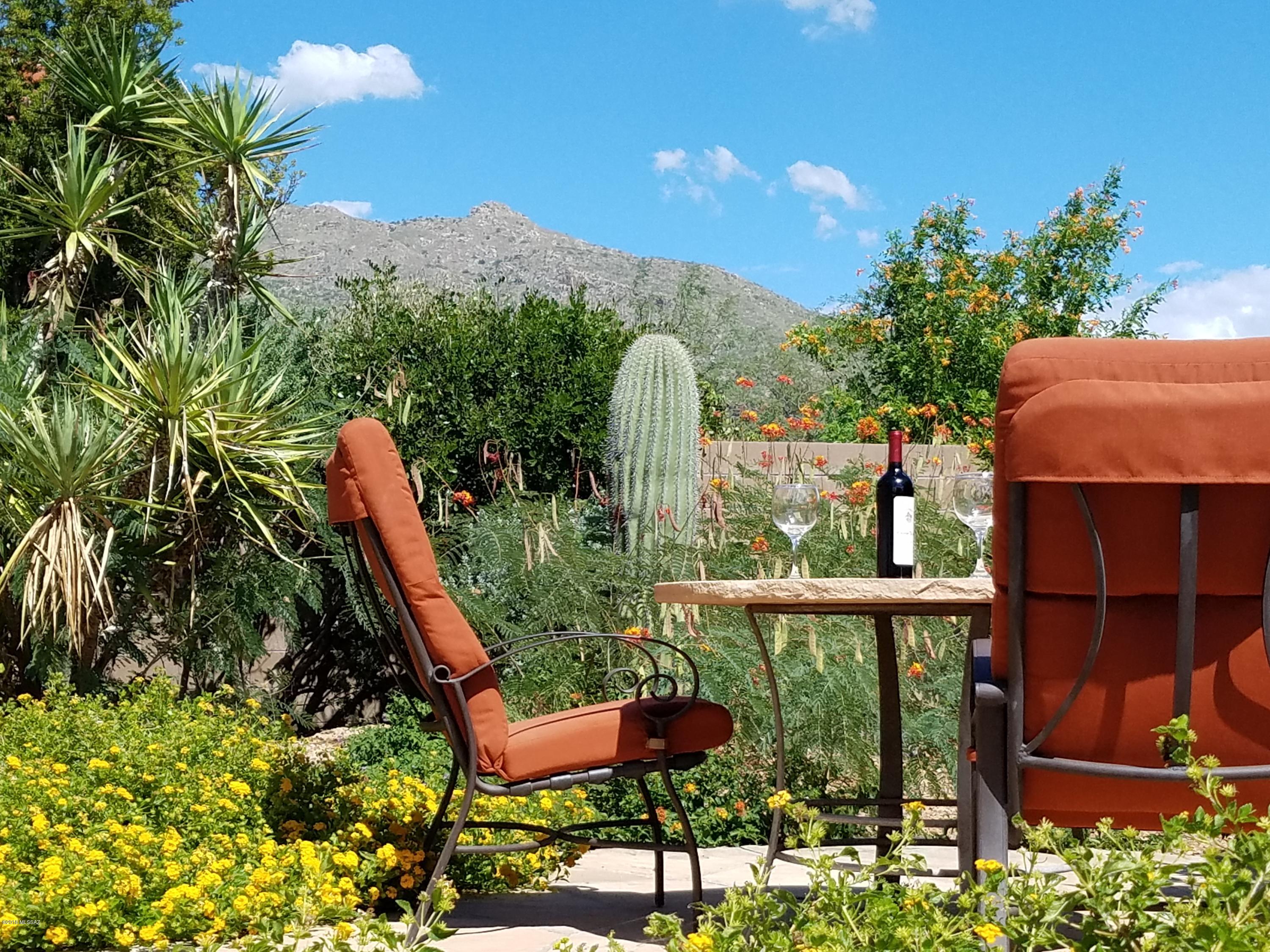 5116 N Fairway Spring Drive