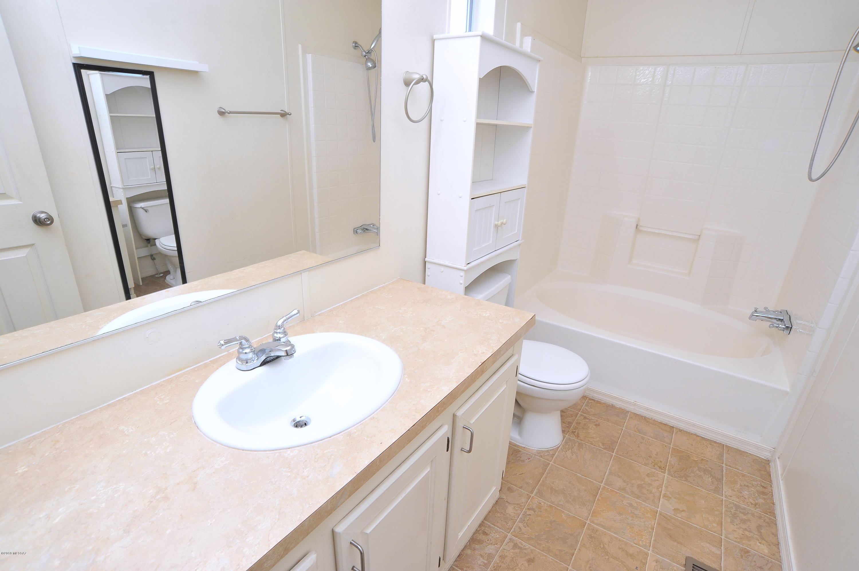 731 W Calle Progreso