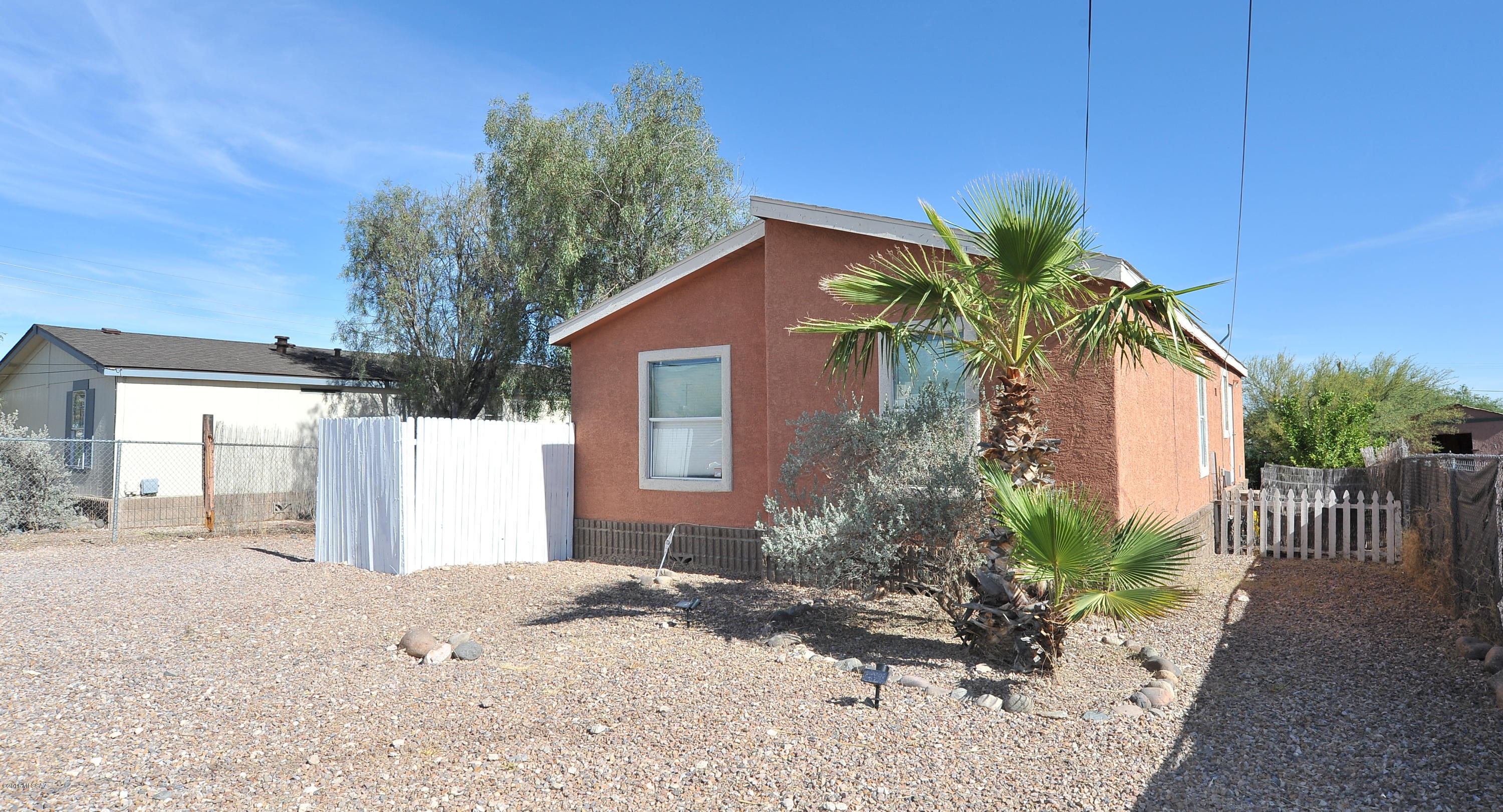 731 W Calle Progreso