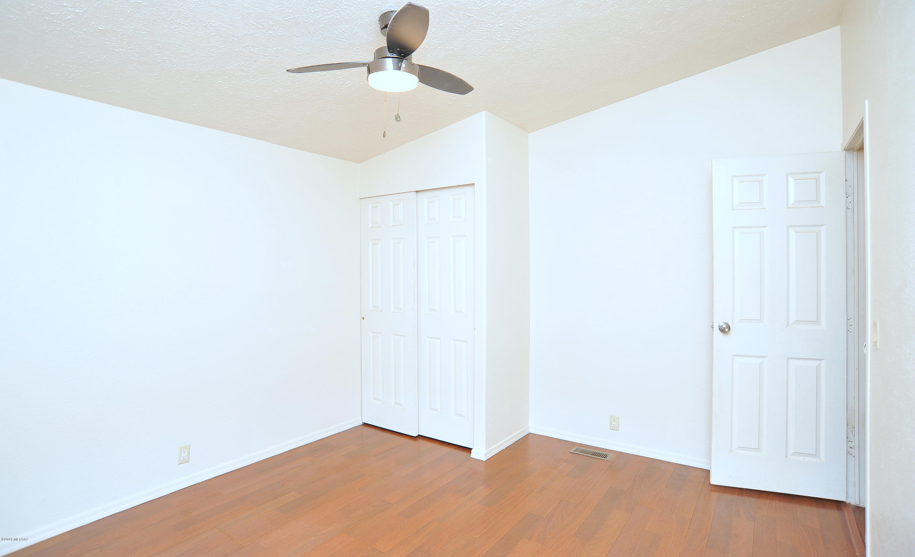 731 W Calle Progreso