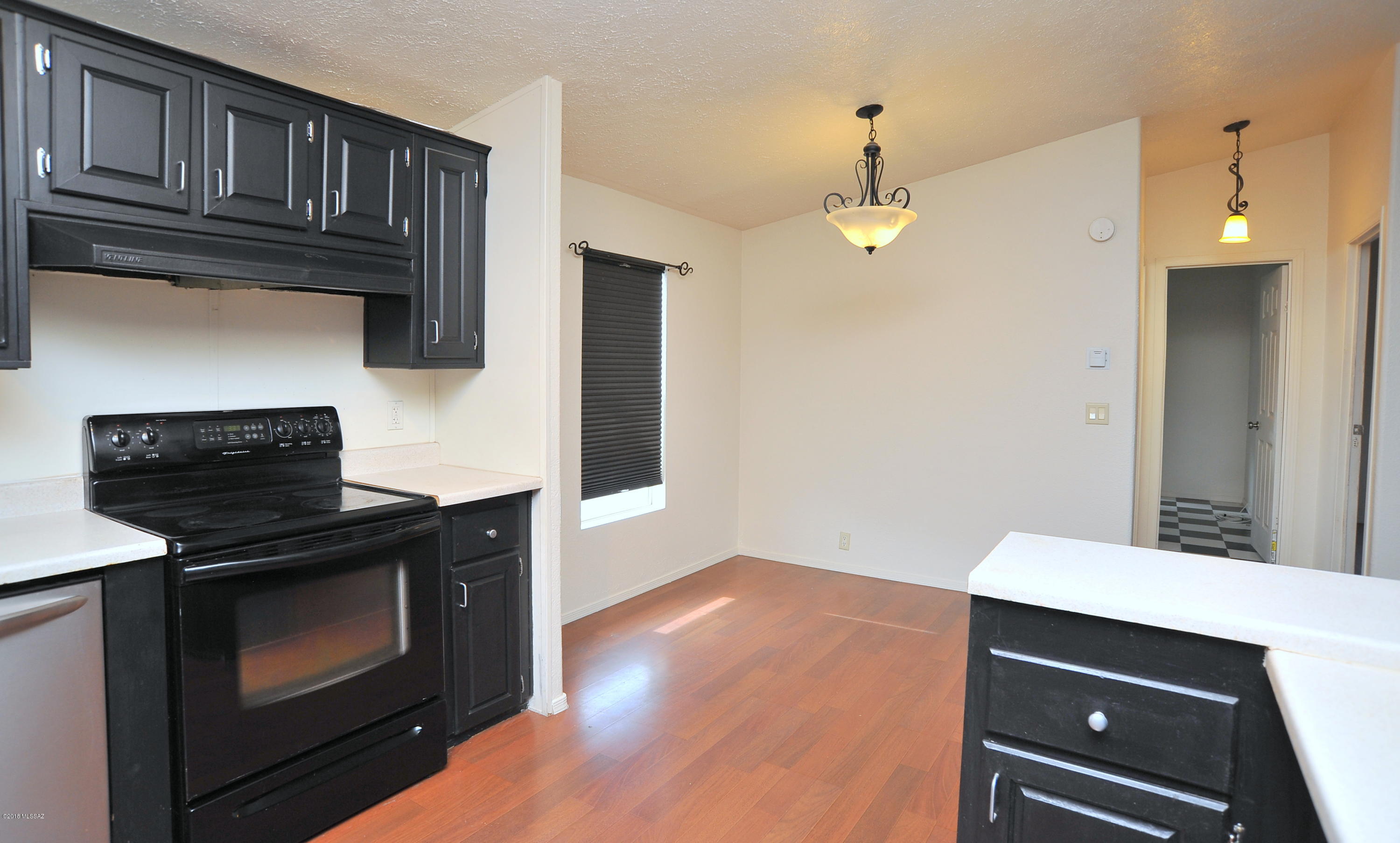 731 W Calle Progreso