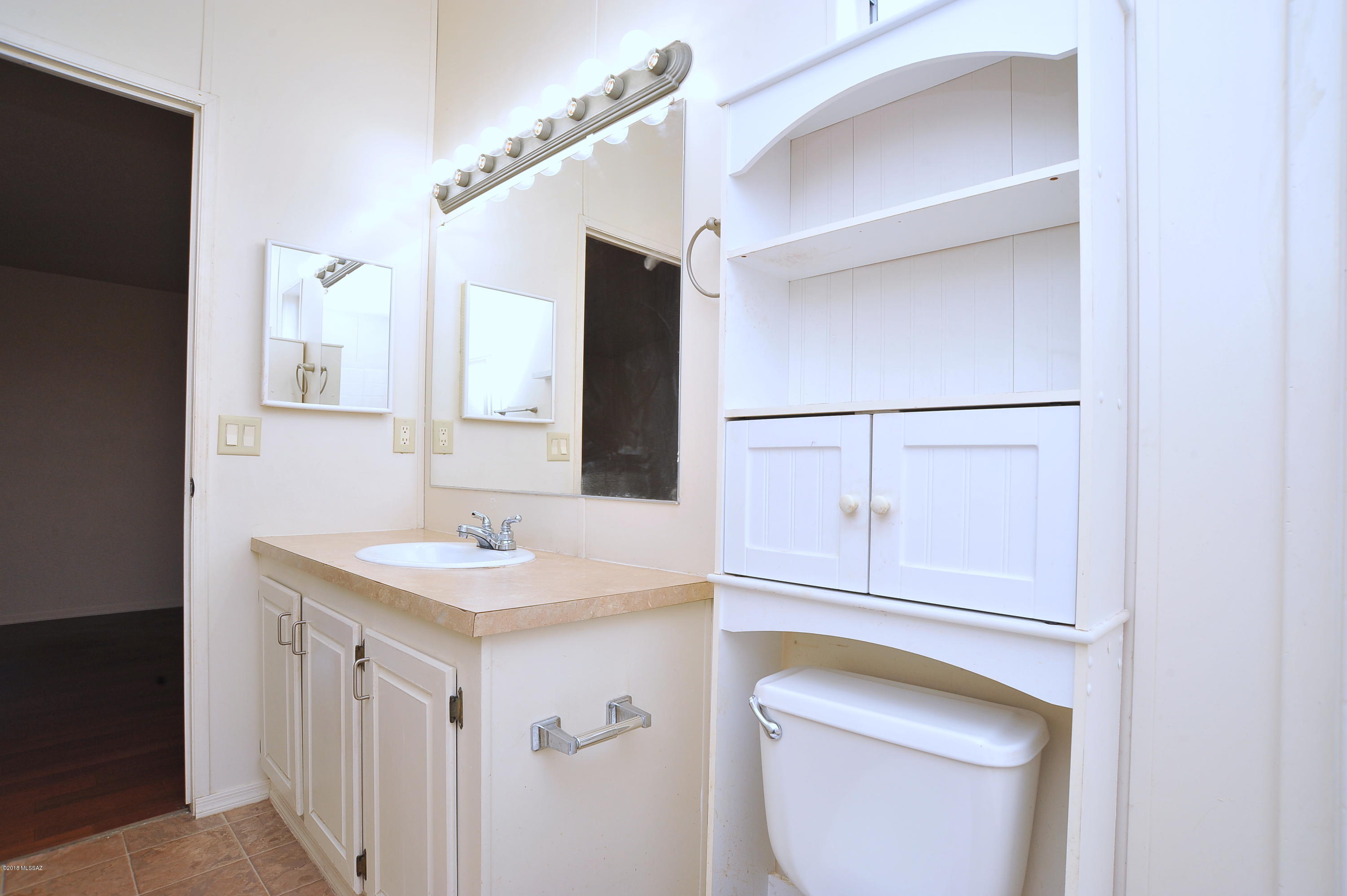 731 W Calle Progreso