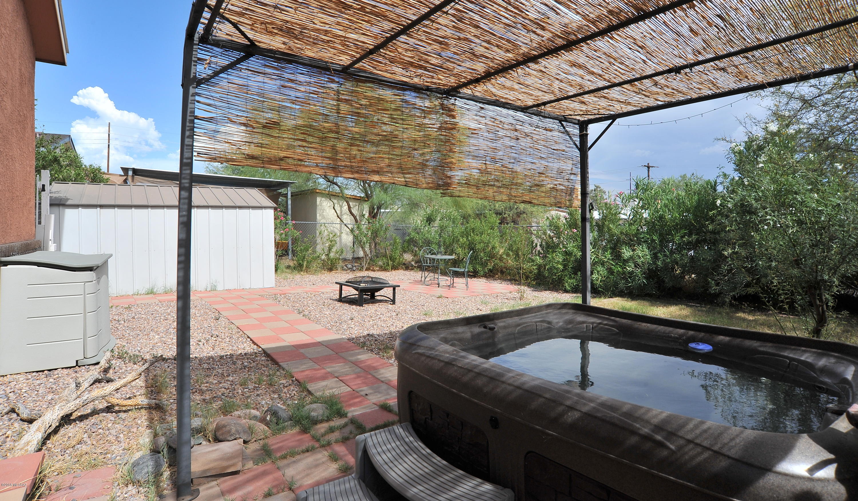 731 W Calle Progreso