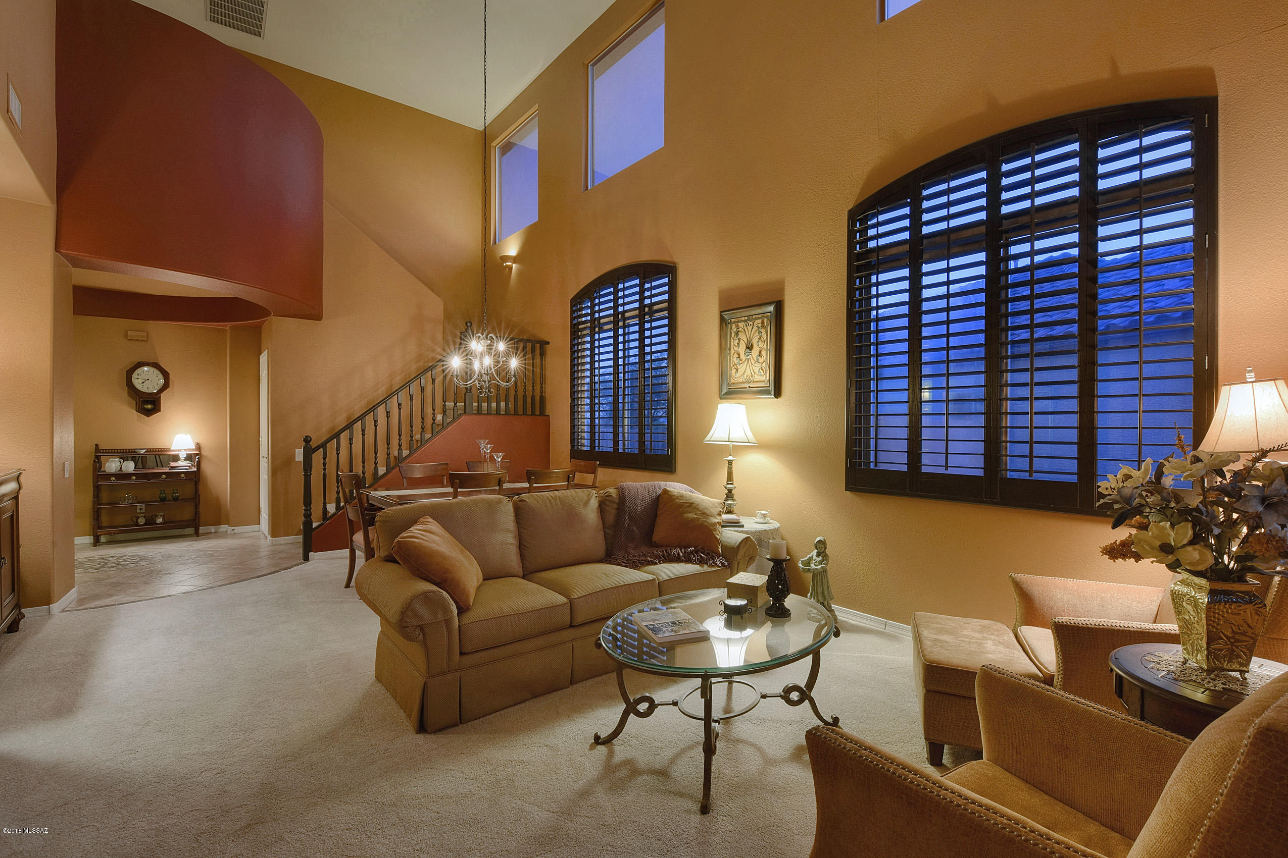 1009 W Leatherleaf Drive