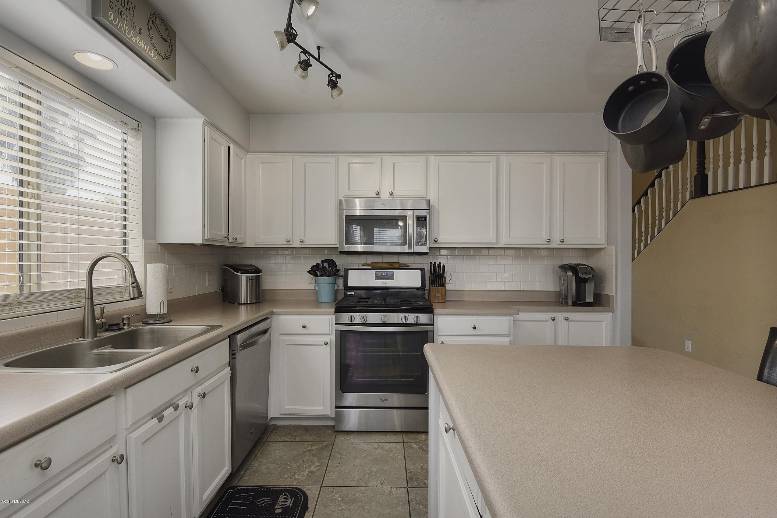 7055 W Deserama Drive