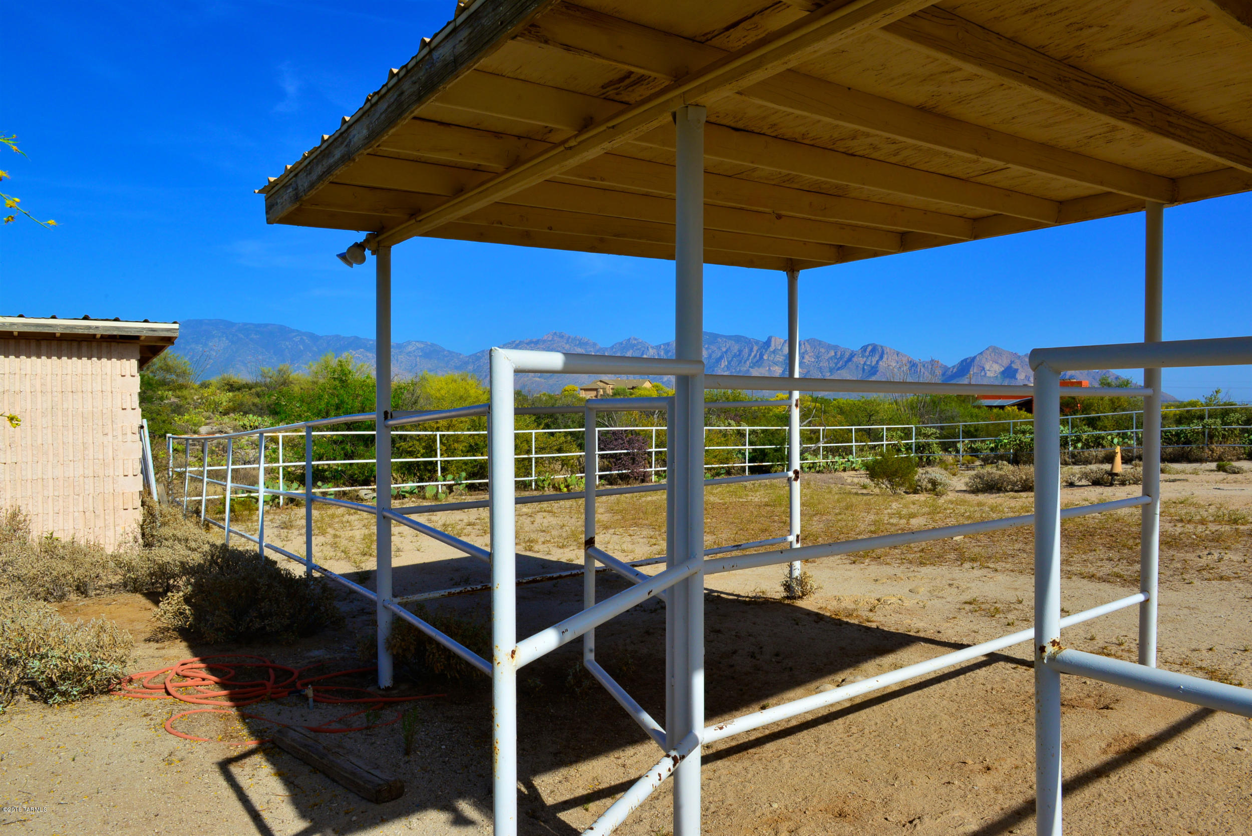 14145 N Hawkeye Drive Unit: 1