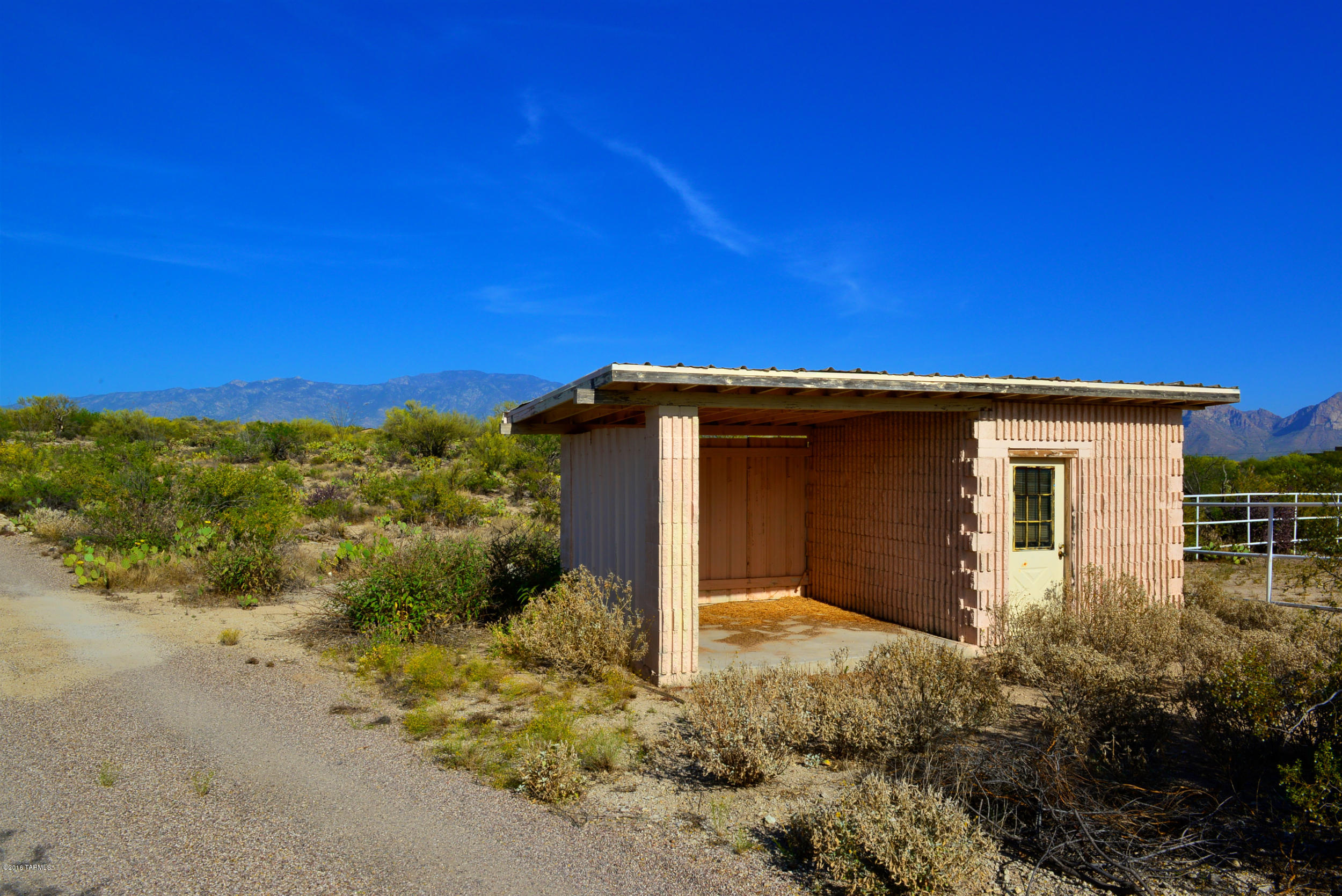 14145 N Hawkeye Drive Unit: 1