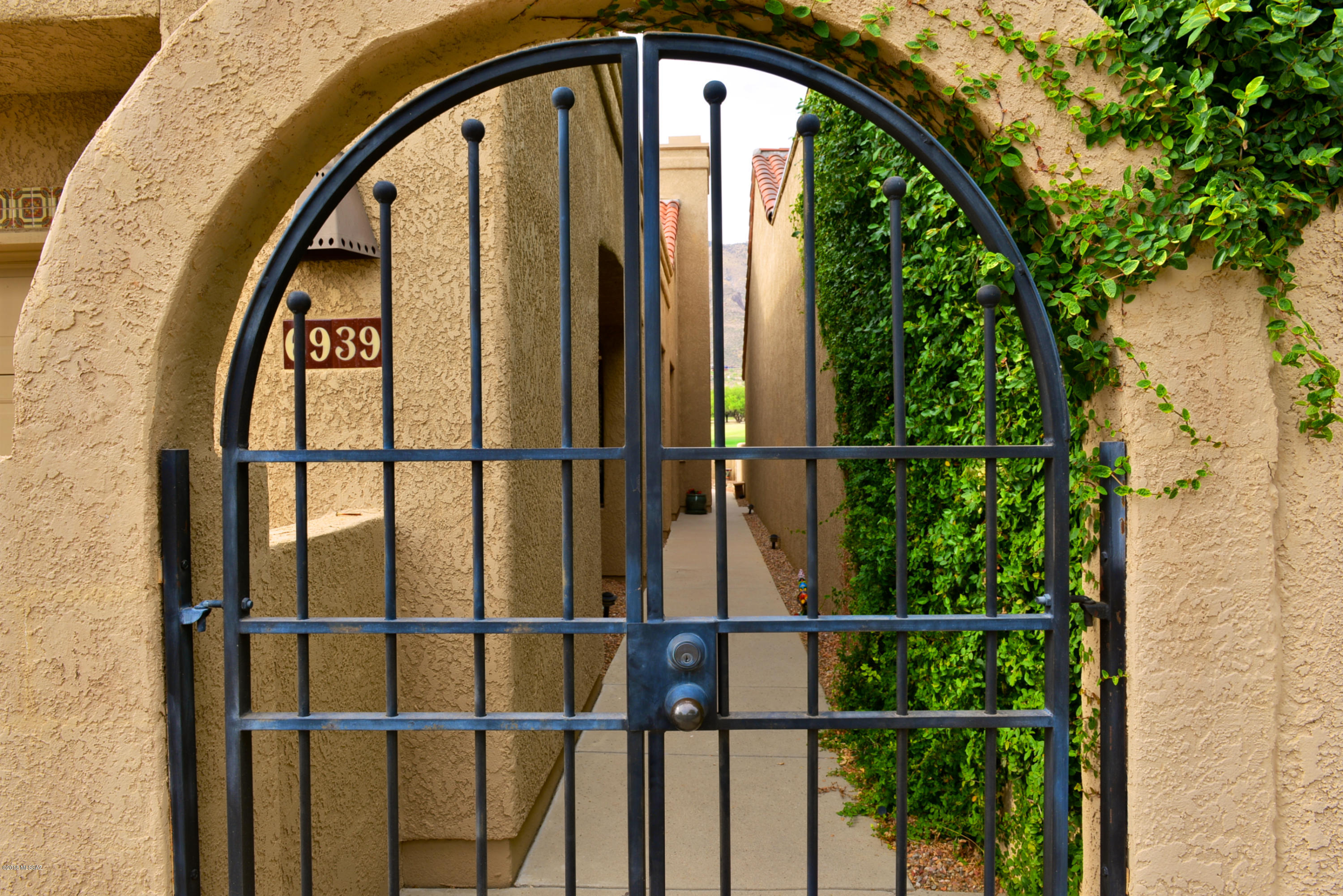 6939 E Nuthatch Trail