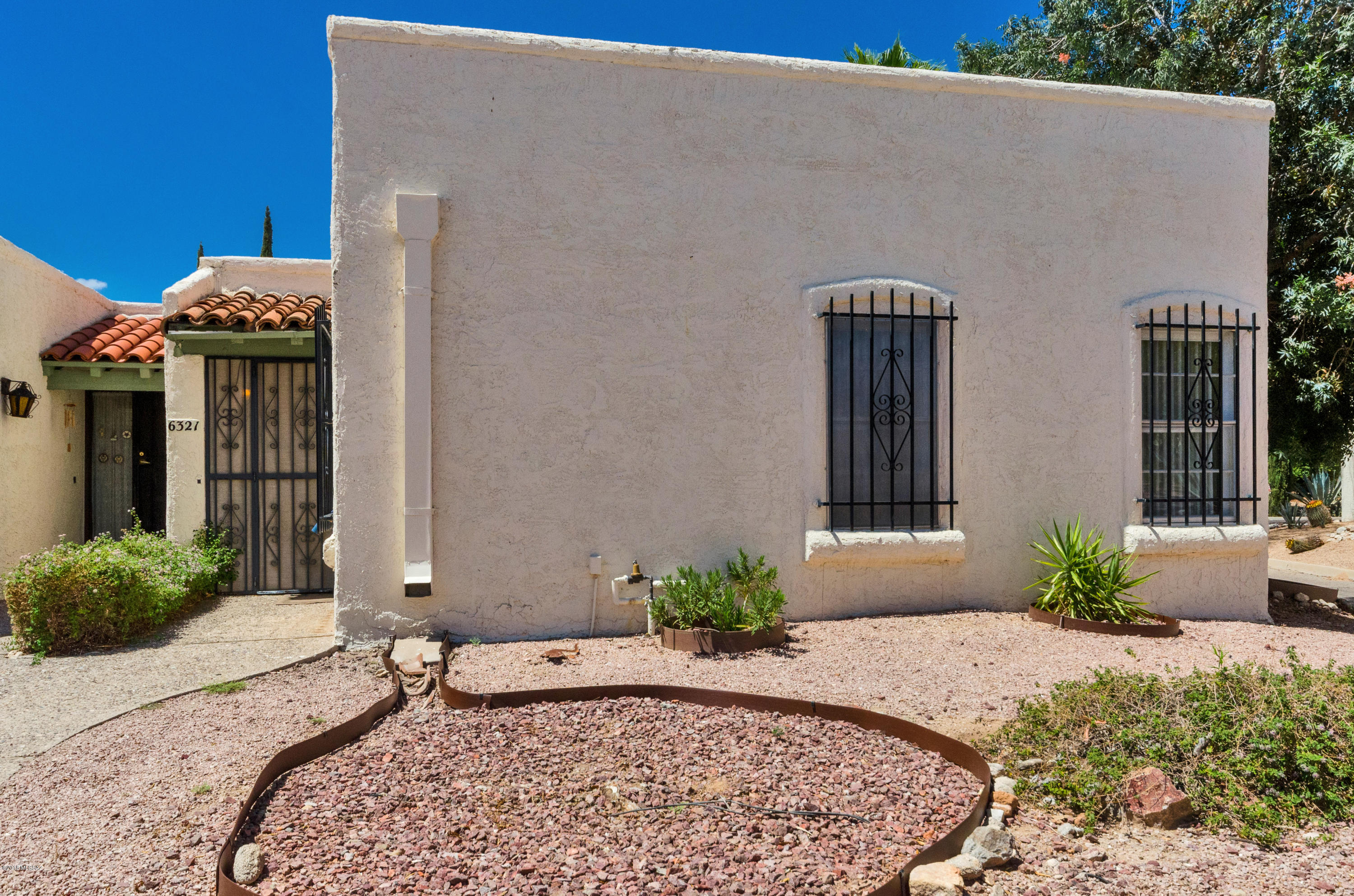 6321 N Orange Tree Drive