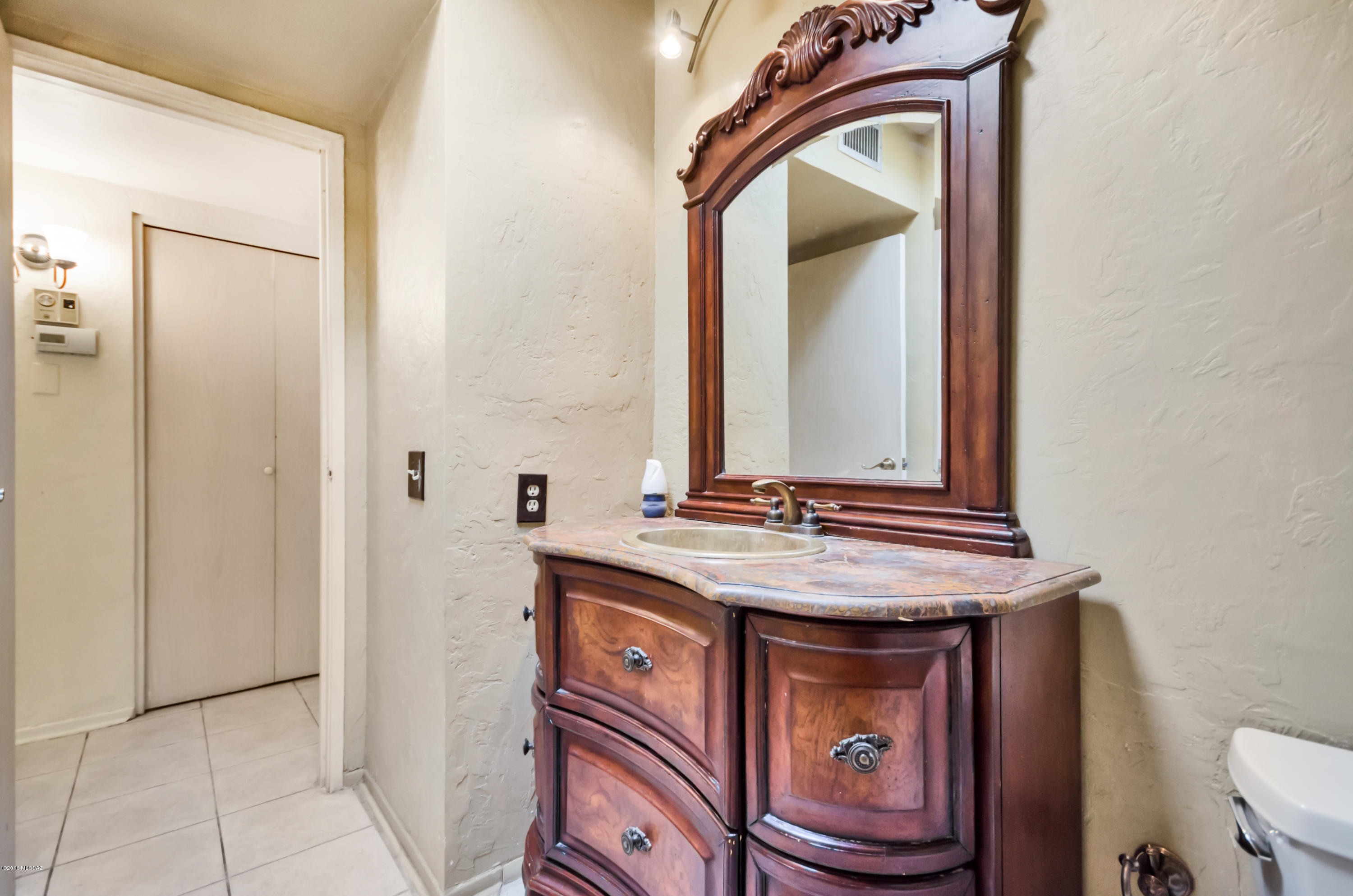 6321 N Orange Tree Drive