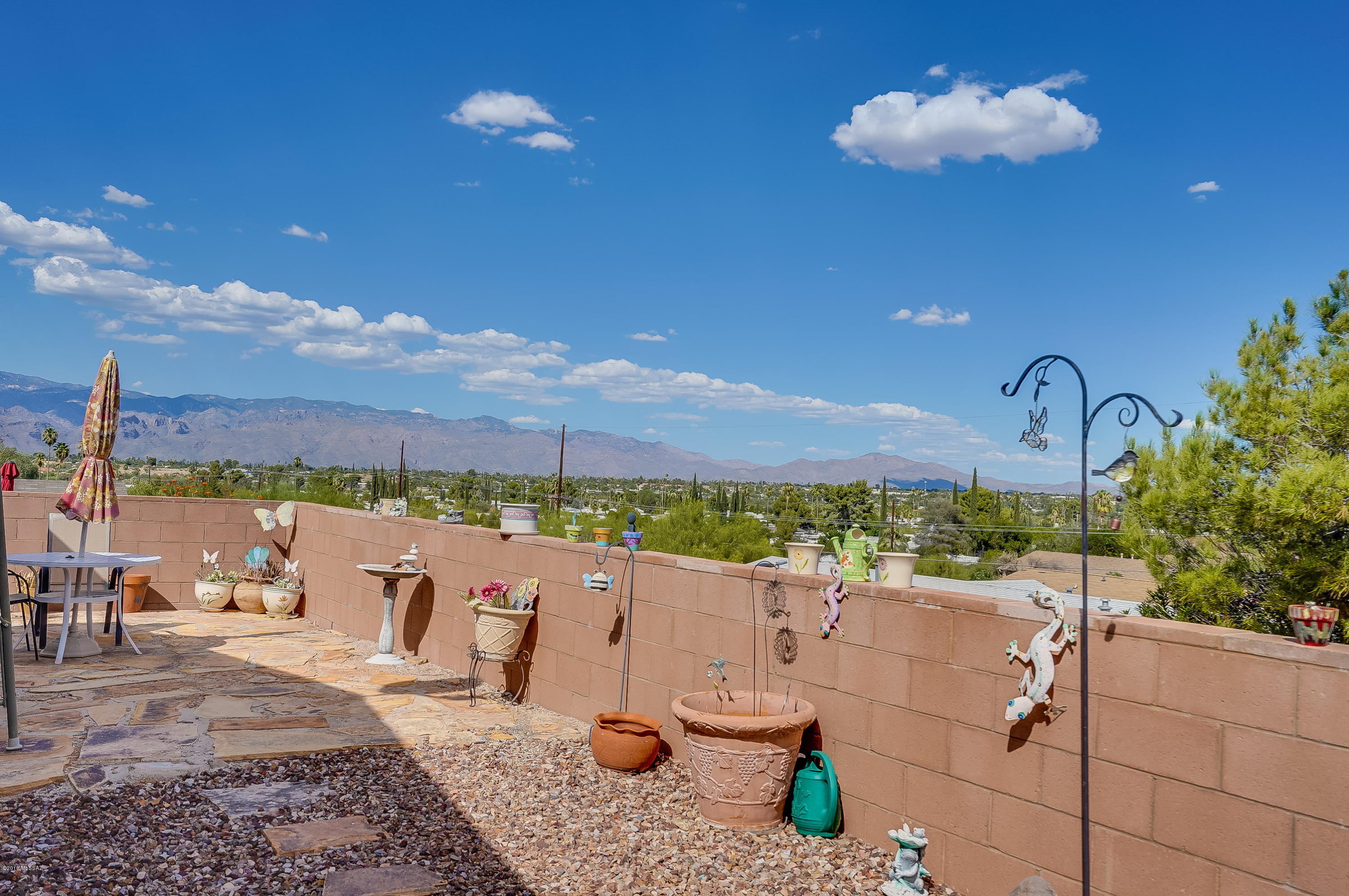 3723 S John Hay Avenue