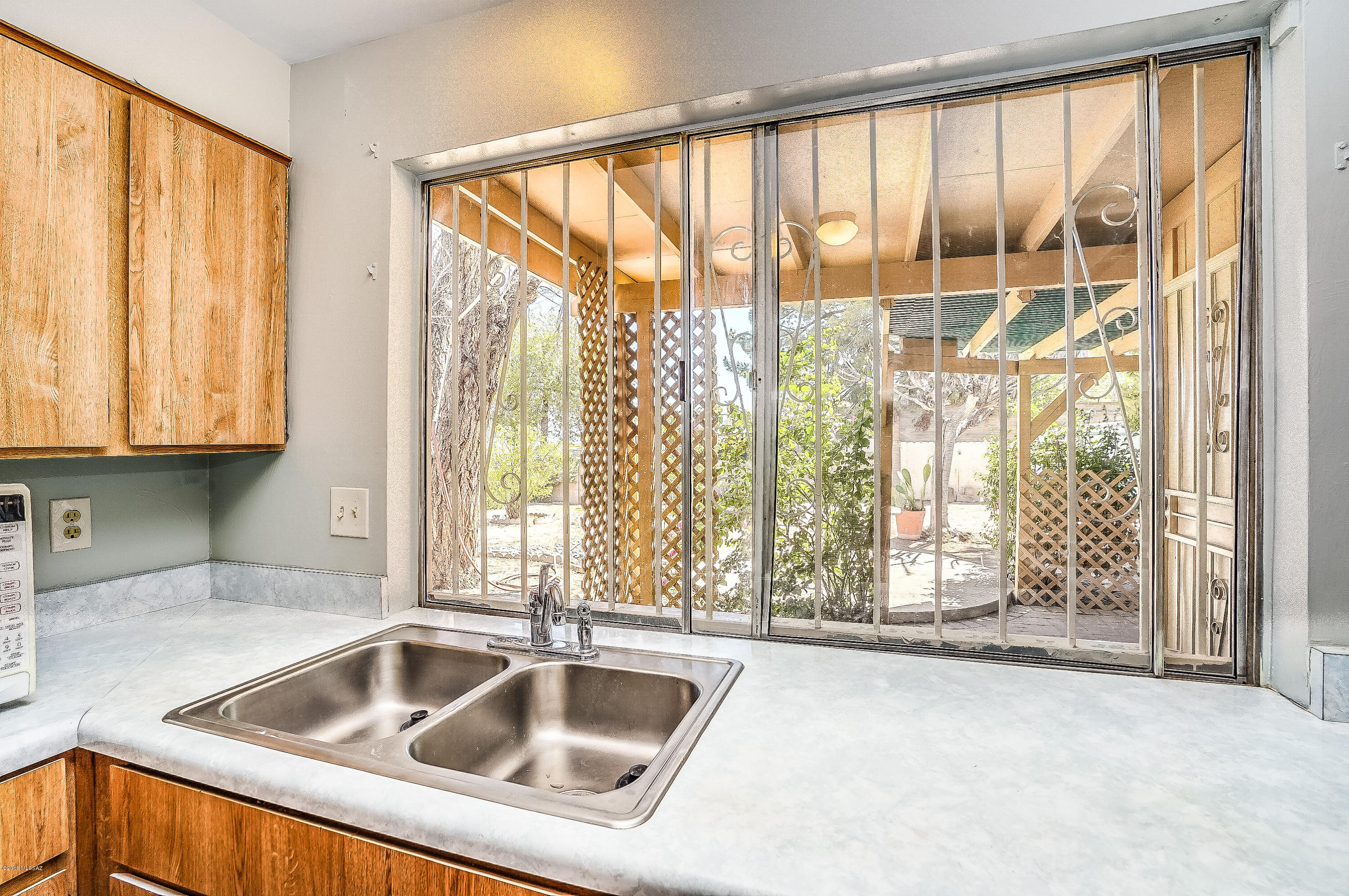 3211 W Union Jack Street