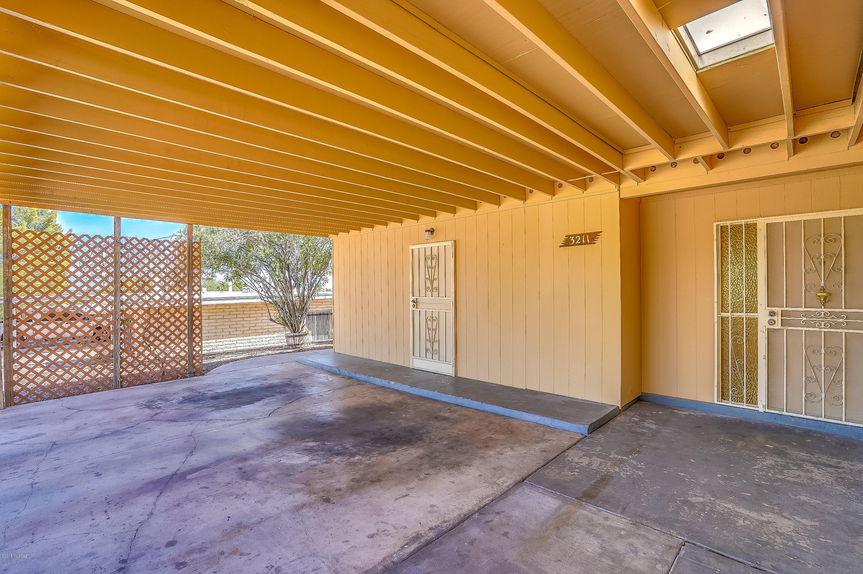 3211 W Union Jack Street