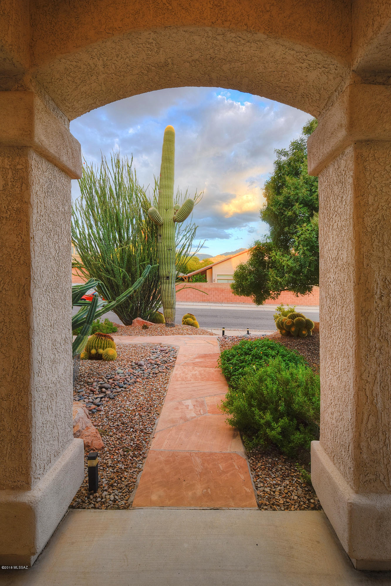 11041 N Tapestry Drive