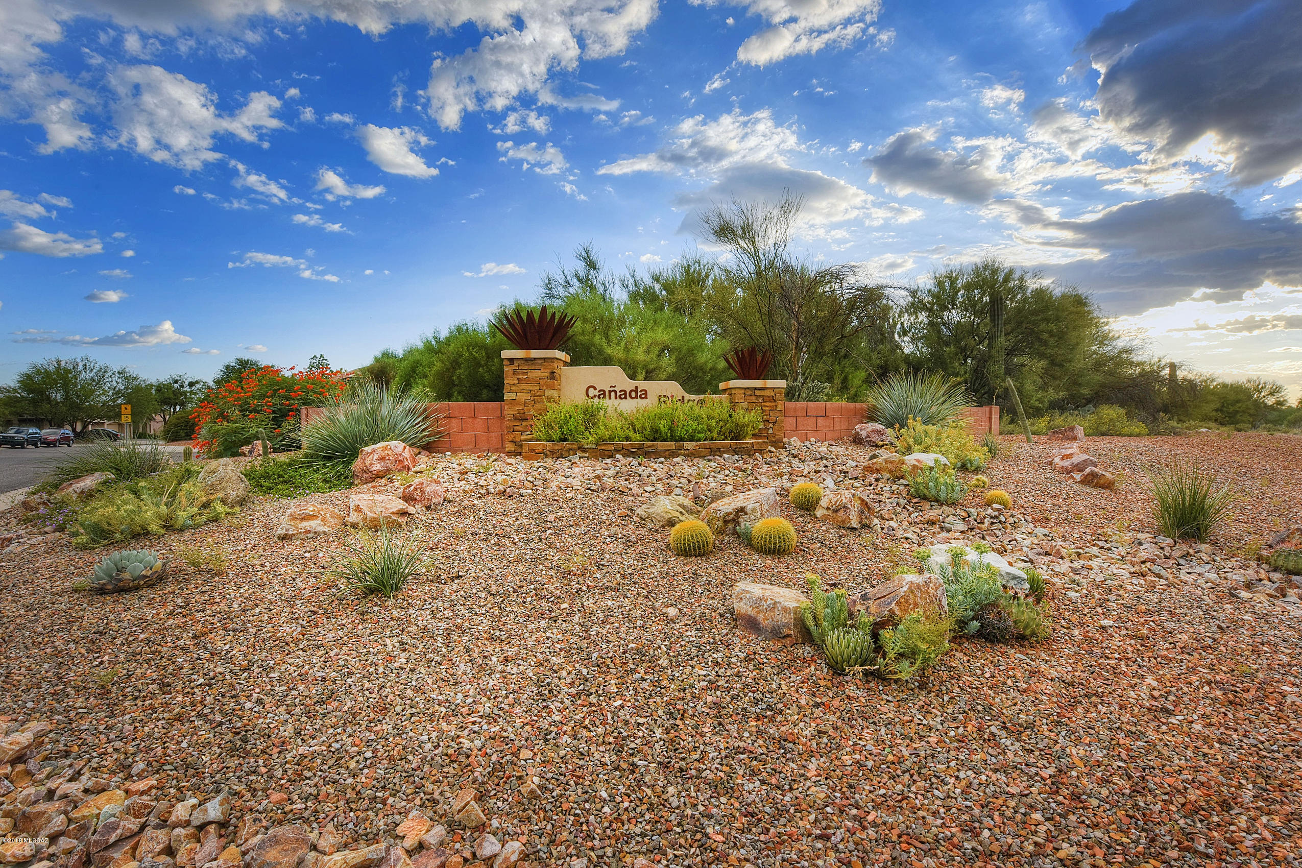 11041 N Tapestry Drive