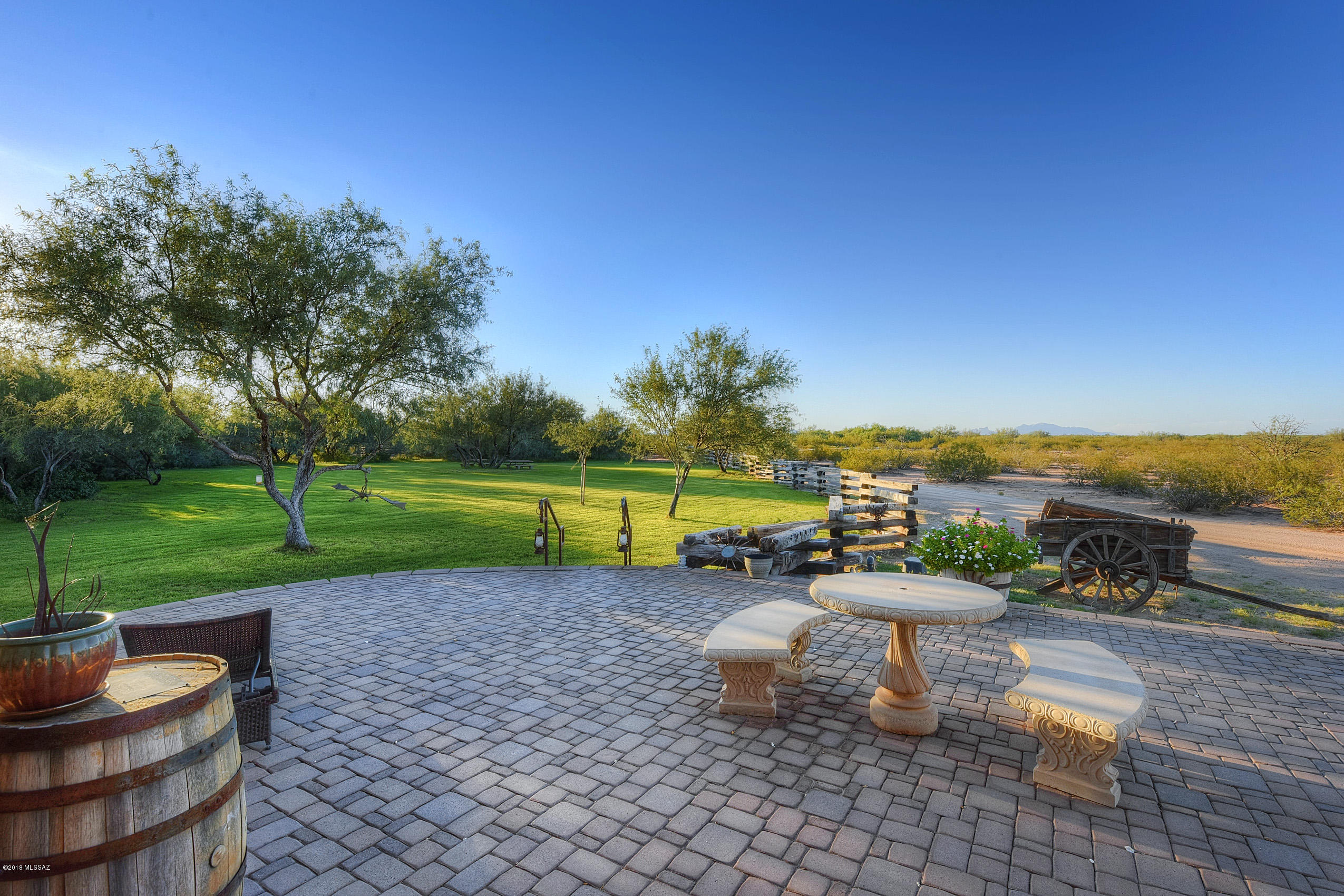 8620 N Mesquite Oasis Road