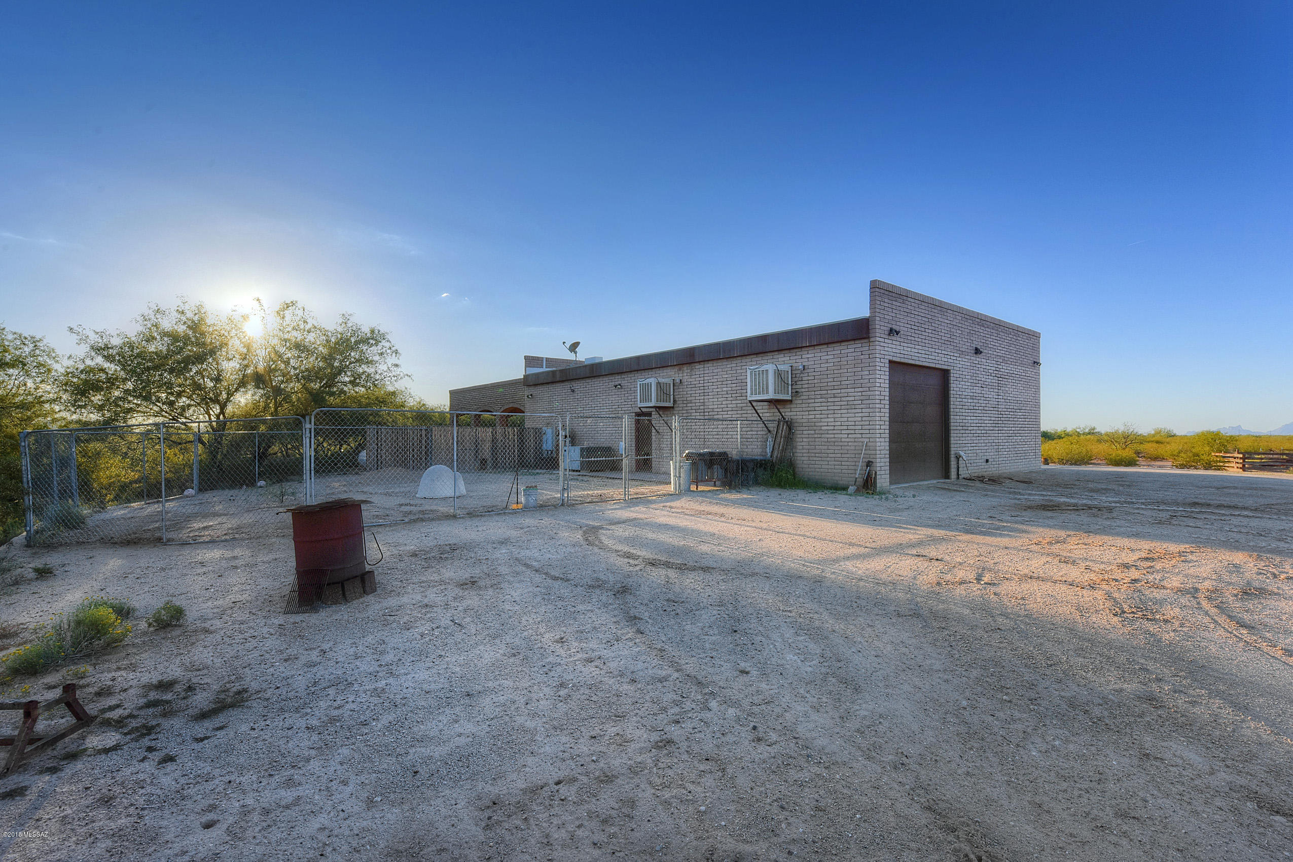 8620 N Mesquite Oasis Road