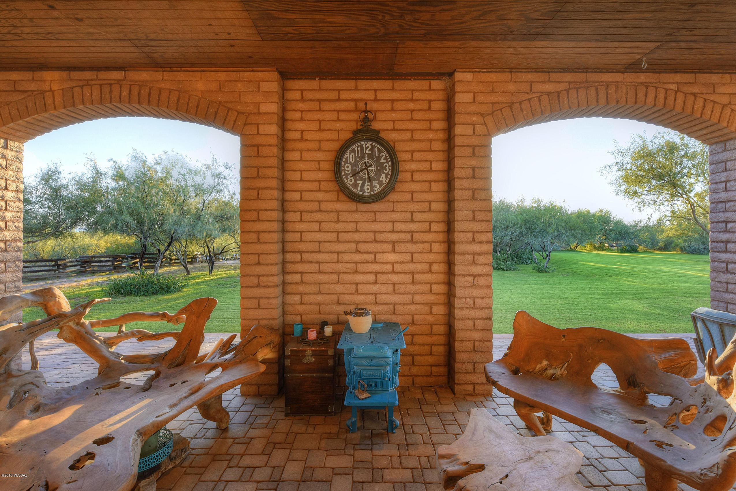 8620 N Mesquite Oasis Road