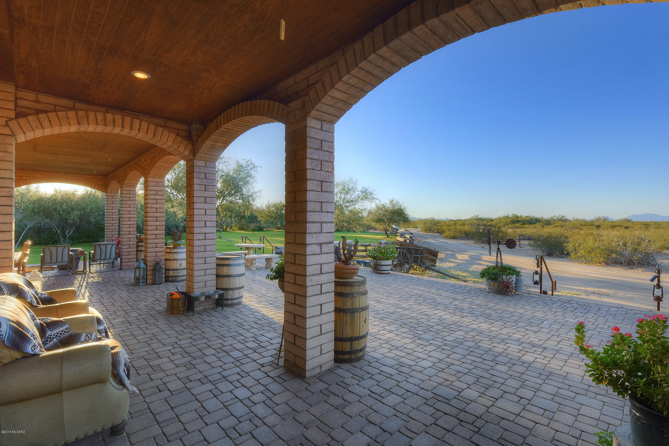 8620 N Mesquite Oasis Road