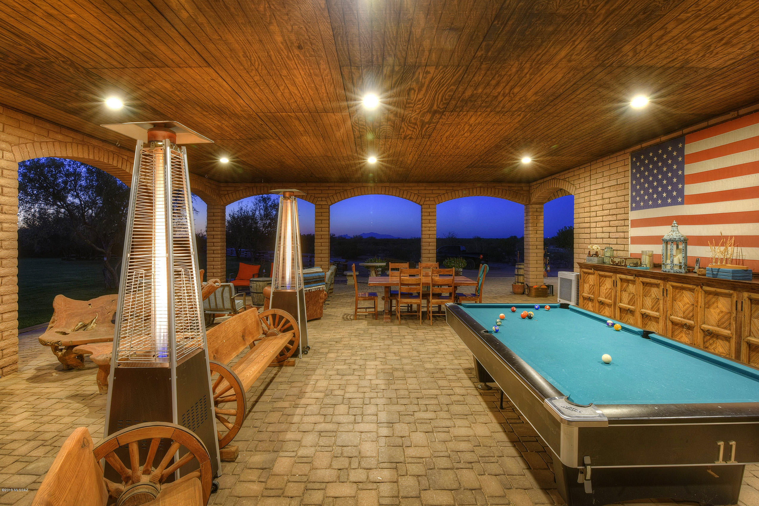 8620 N Mesquite Oasis Road