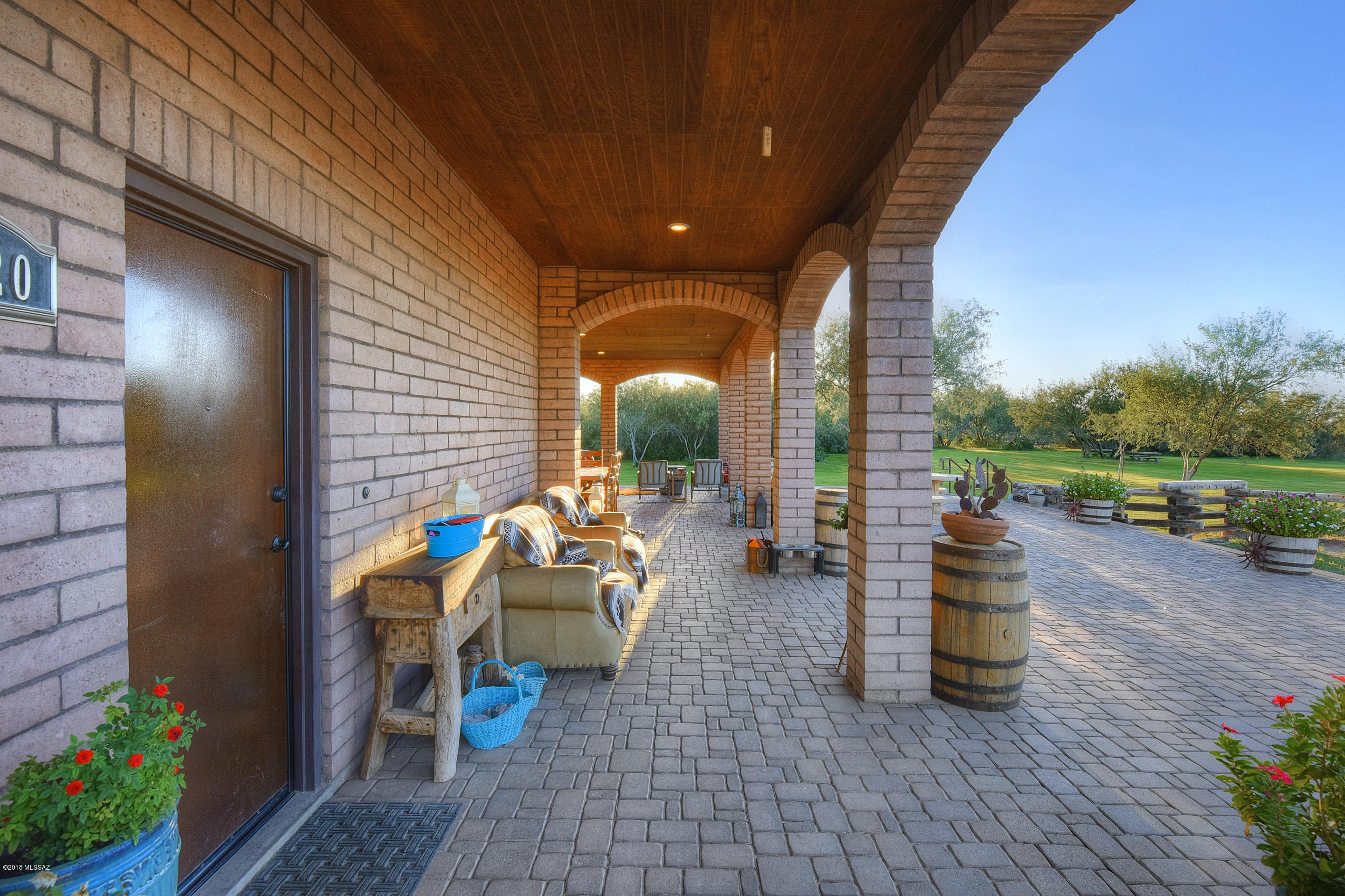 8620 N Mesquite Oasis Road