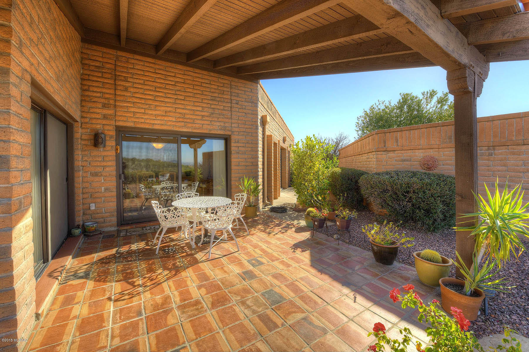 4251 N Camino Ferreo