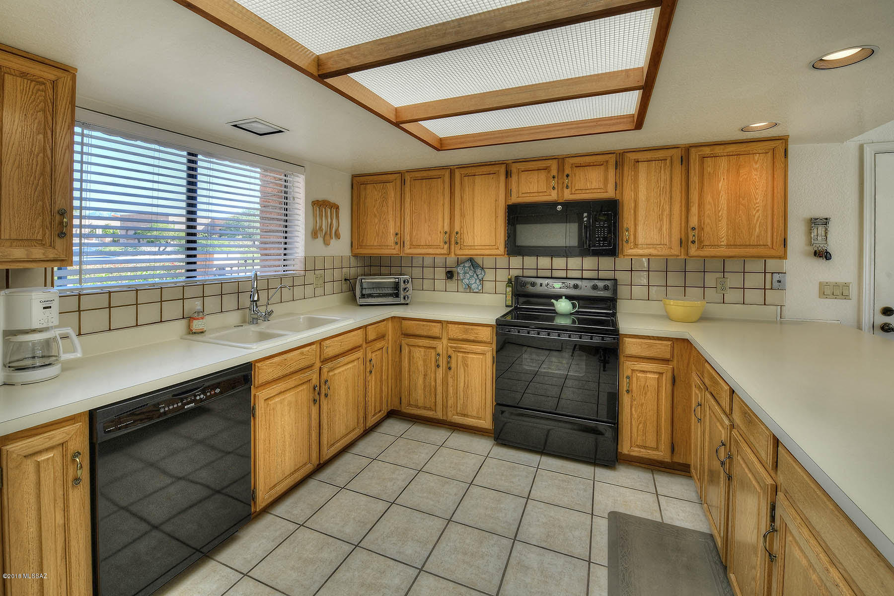 4251 N Camino Ferreo