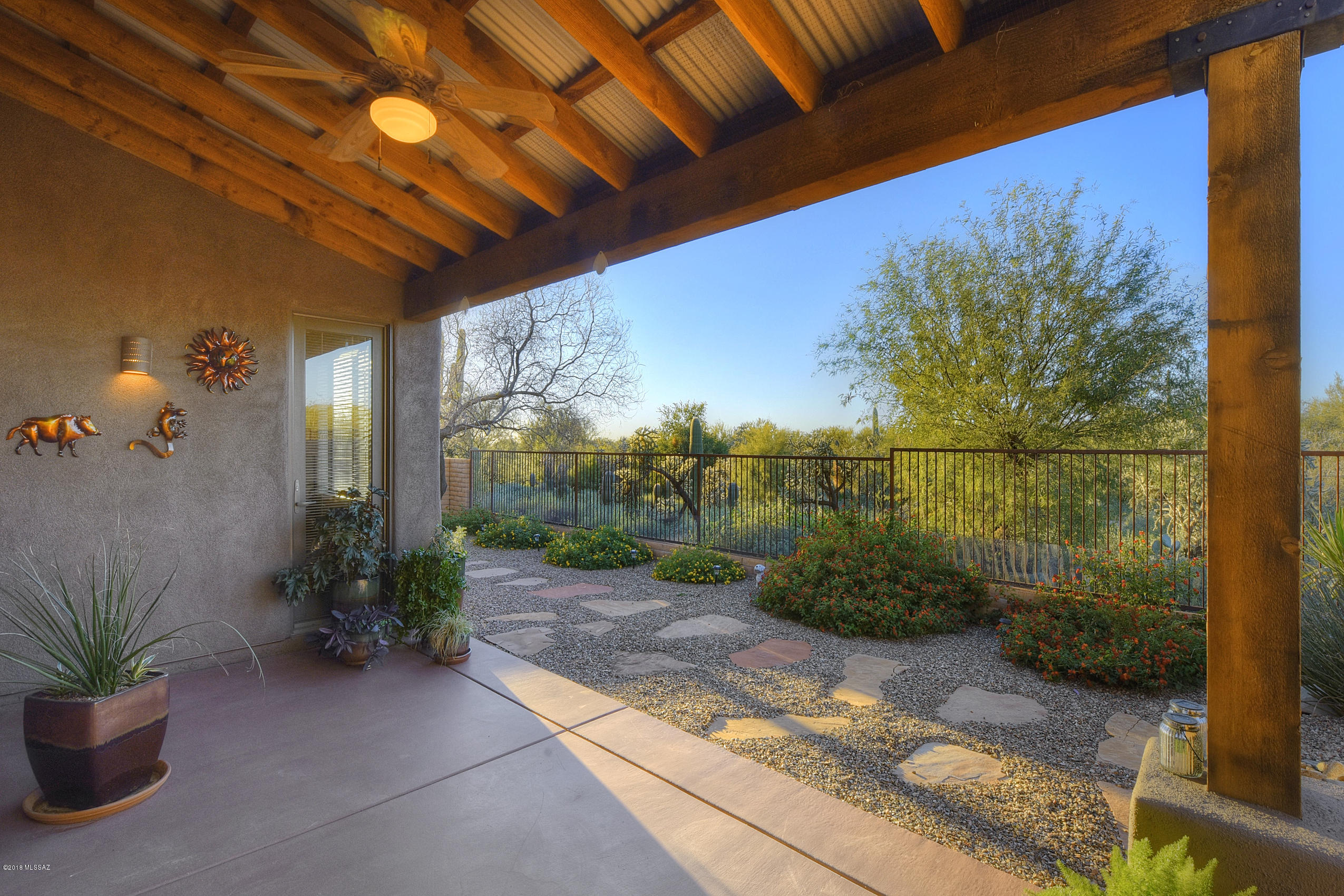 11439 N Moon Ranch Place