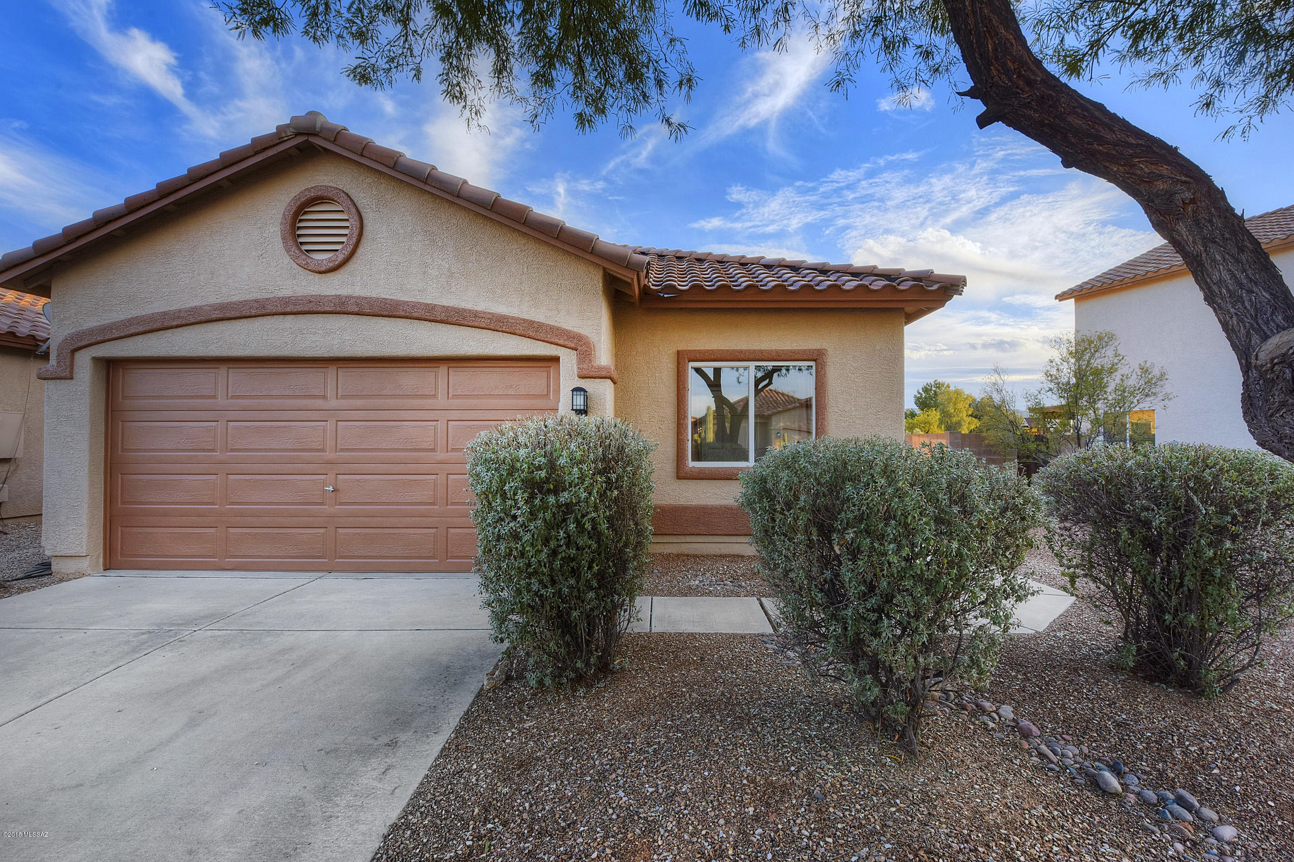 7419 W River Rim Place