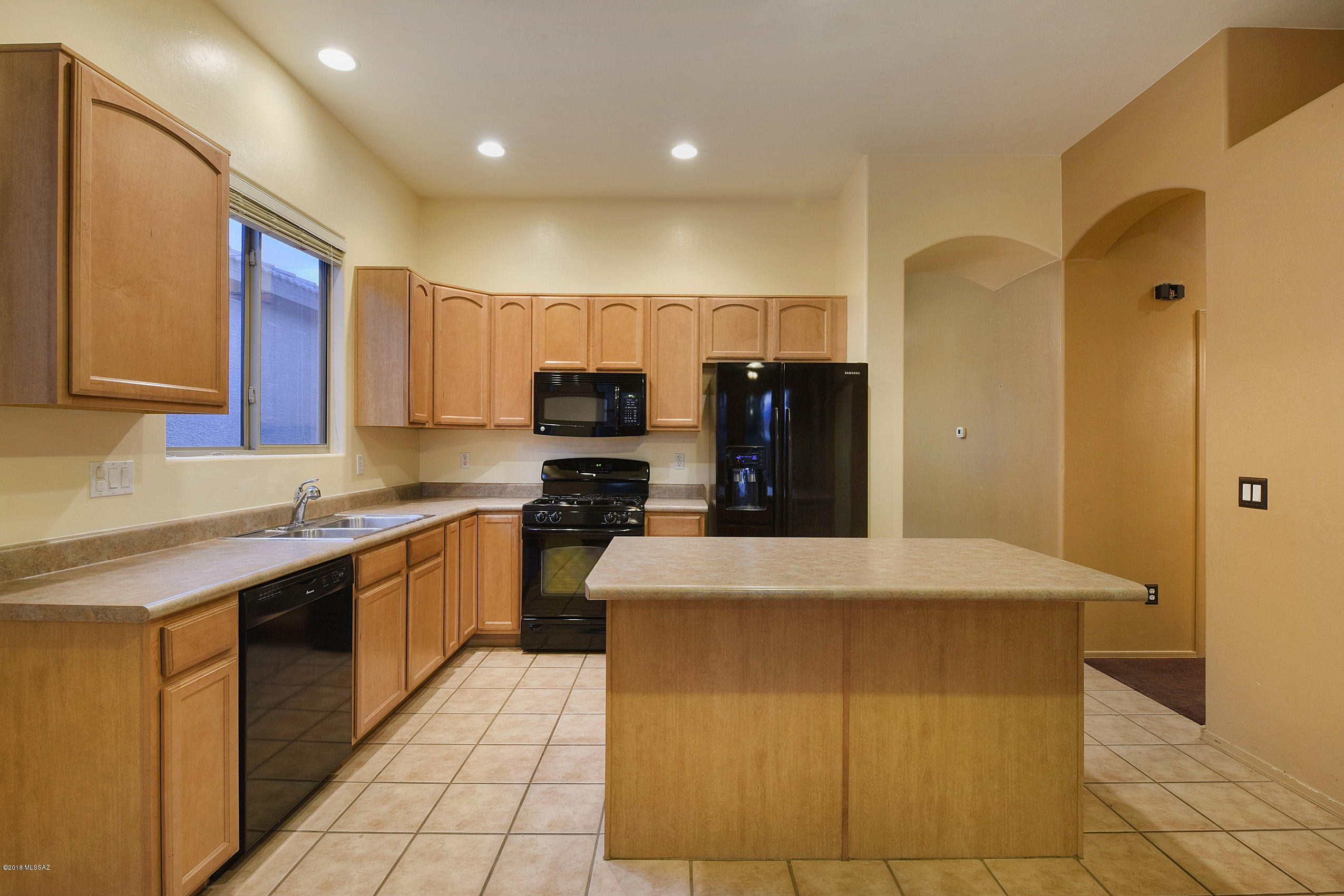 10653 S Miramar Canyon Pass