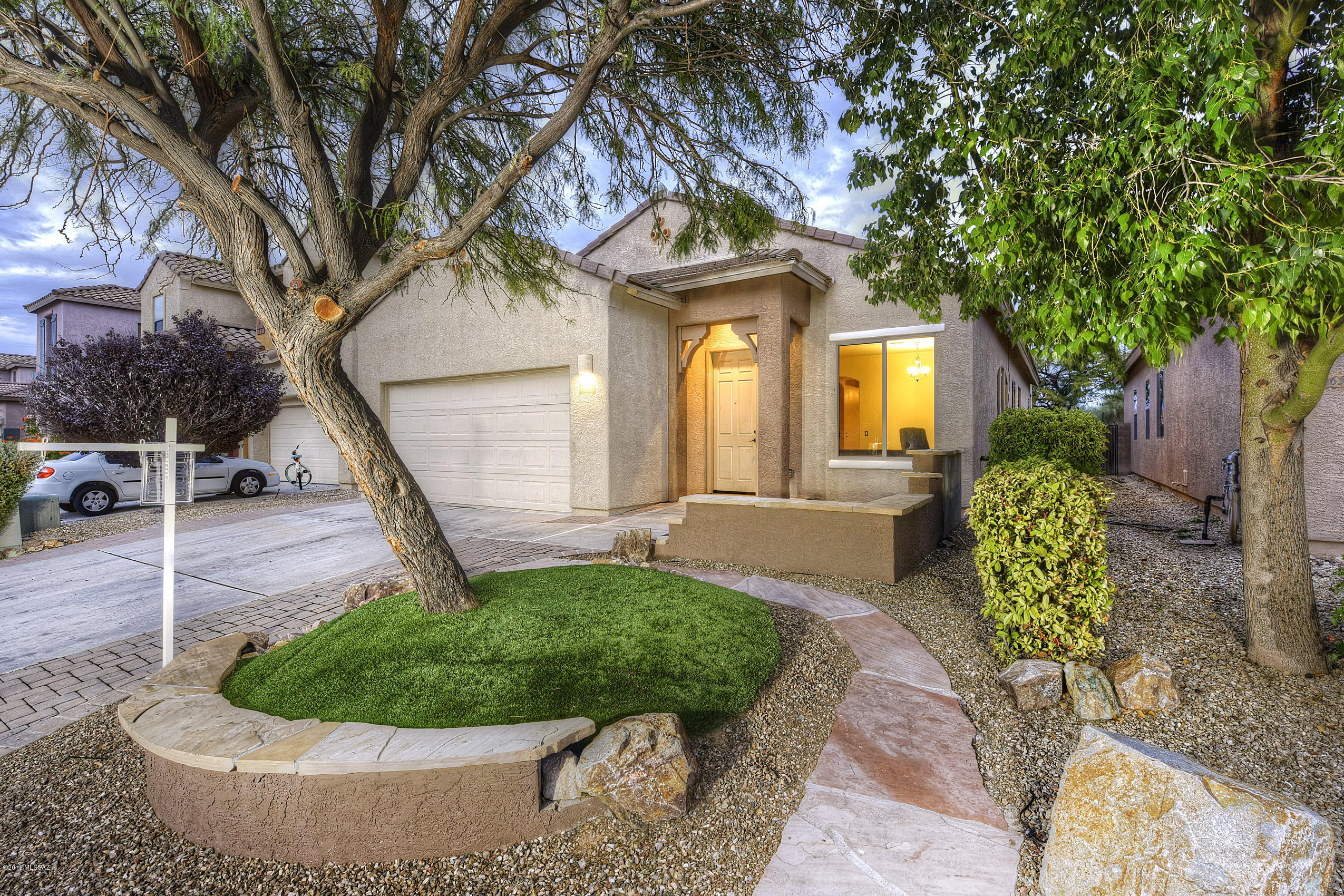 10653 S Miramar Canyon Pass