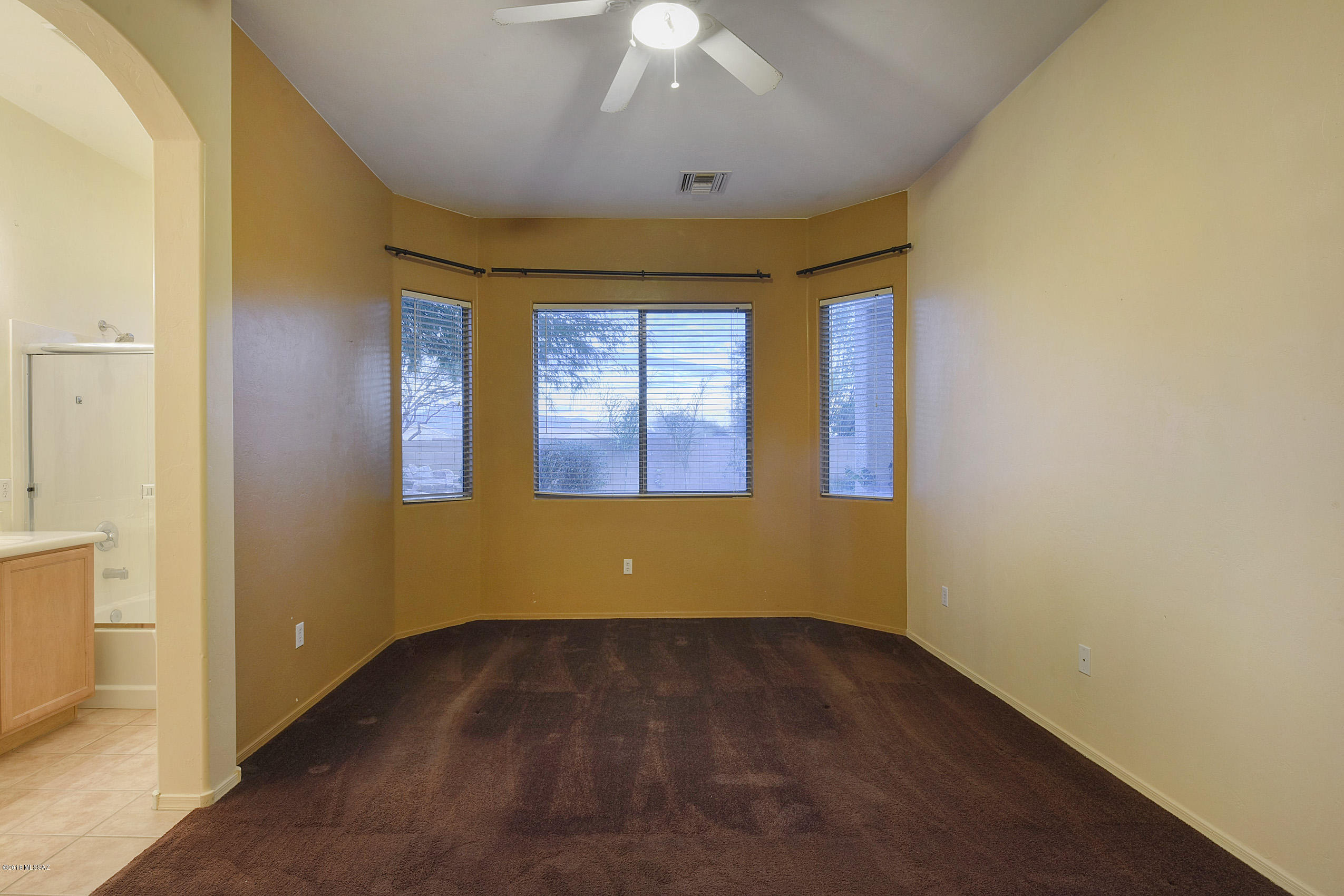 10653 S Miramar Canyon Pass