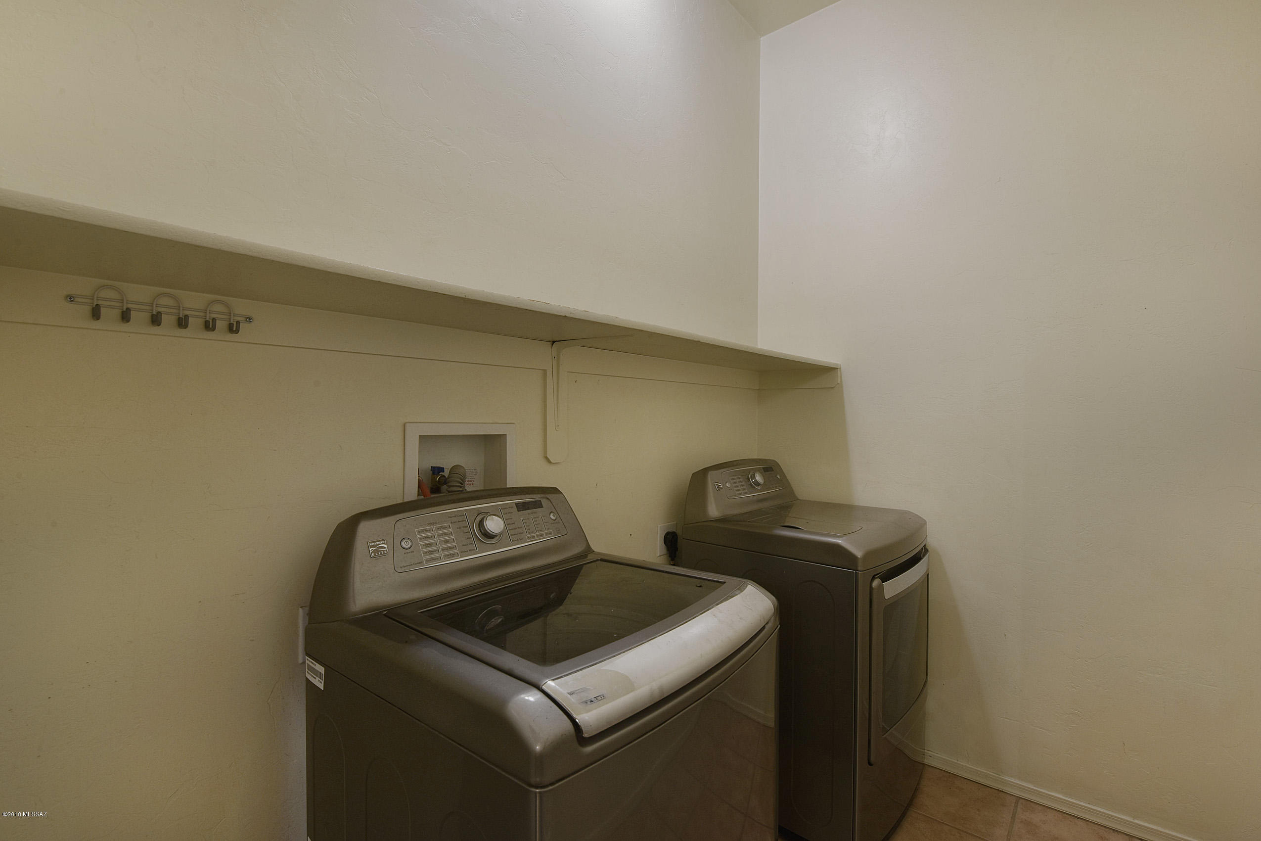 10653 S Miramar Canyon Pass