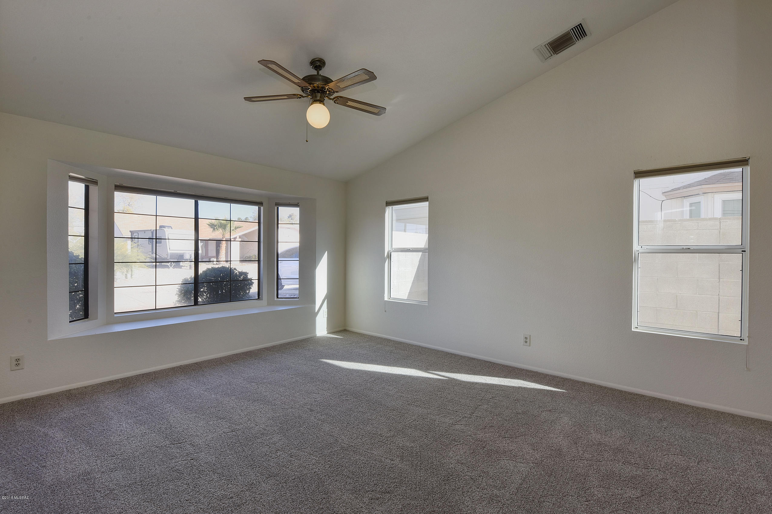 4861 W Rosebay Street