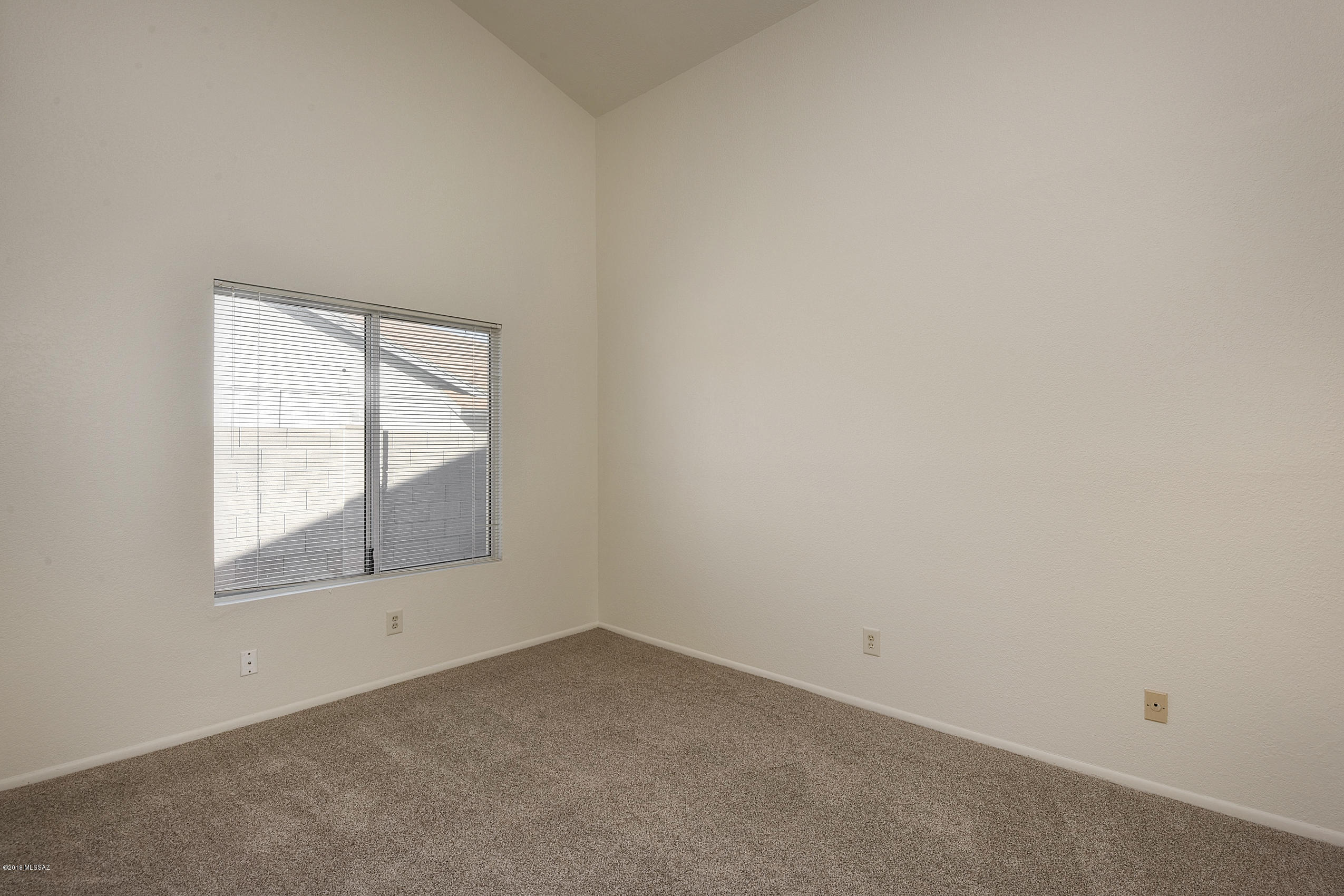 4861 W Rosebay Street