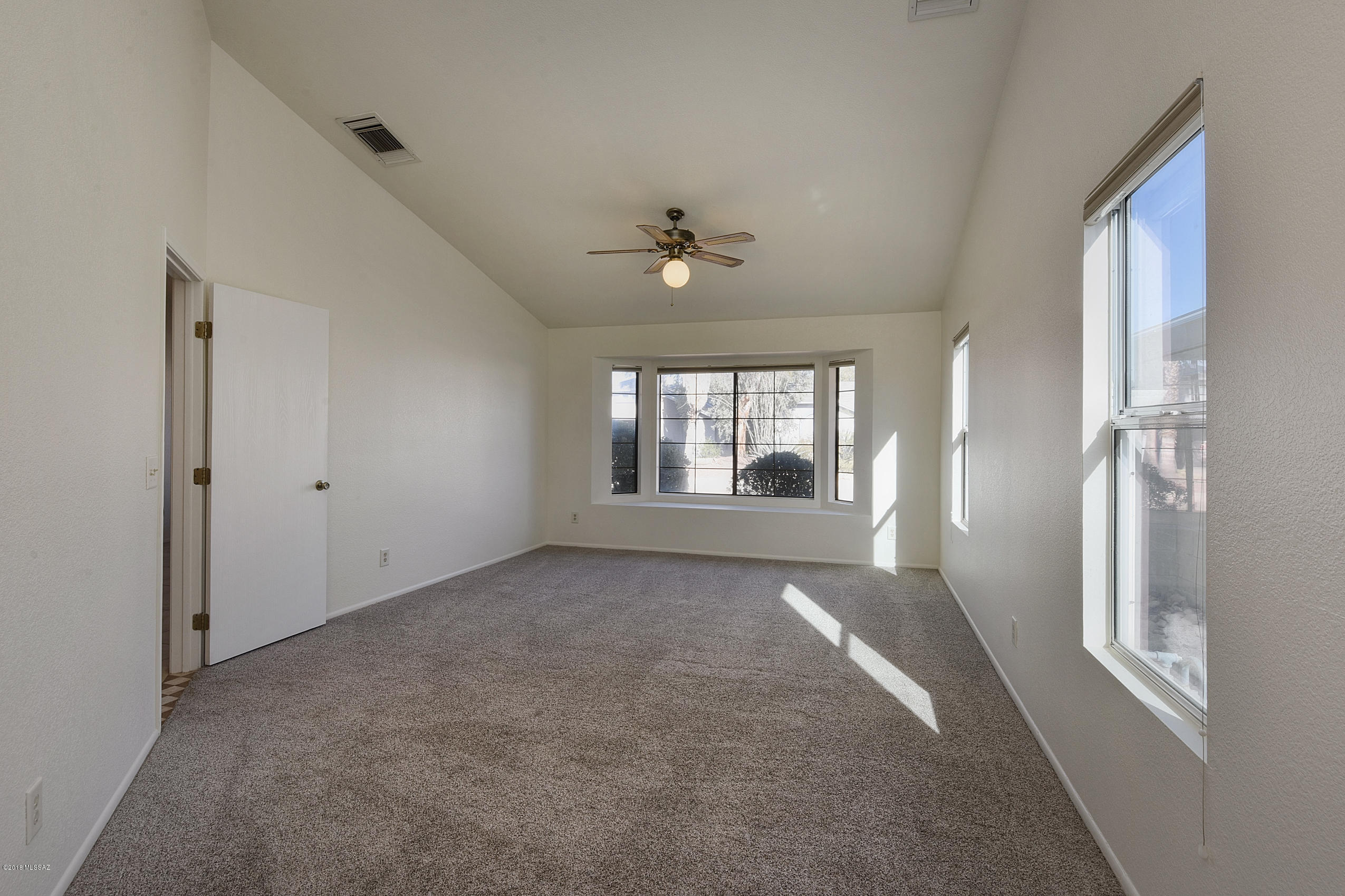 4861 W Rosebay Street